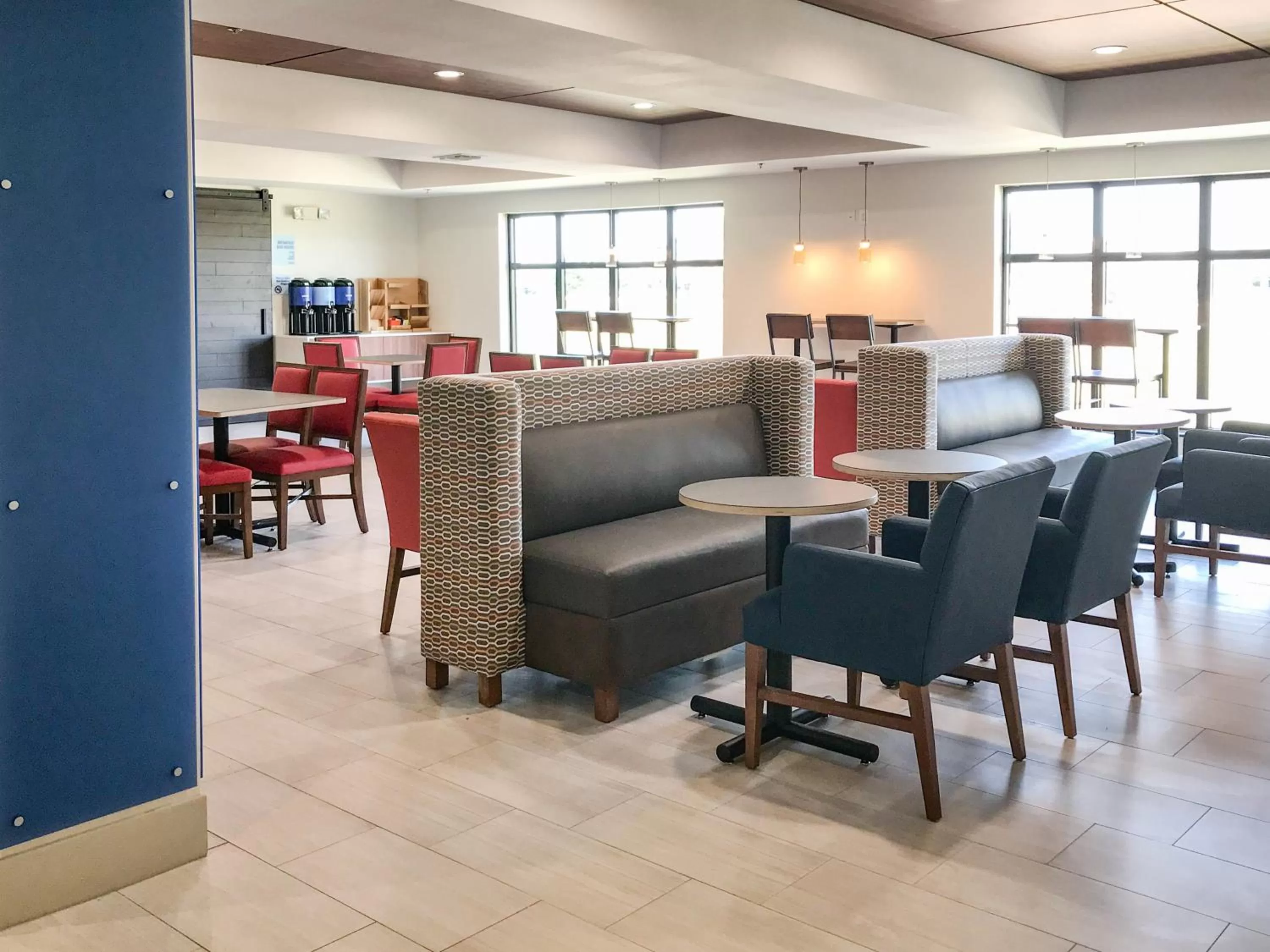 Breakfast in Holiday Inn Express & Suites Lubbock West by IHG