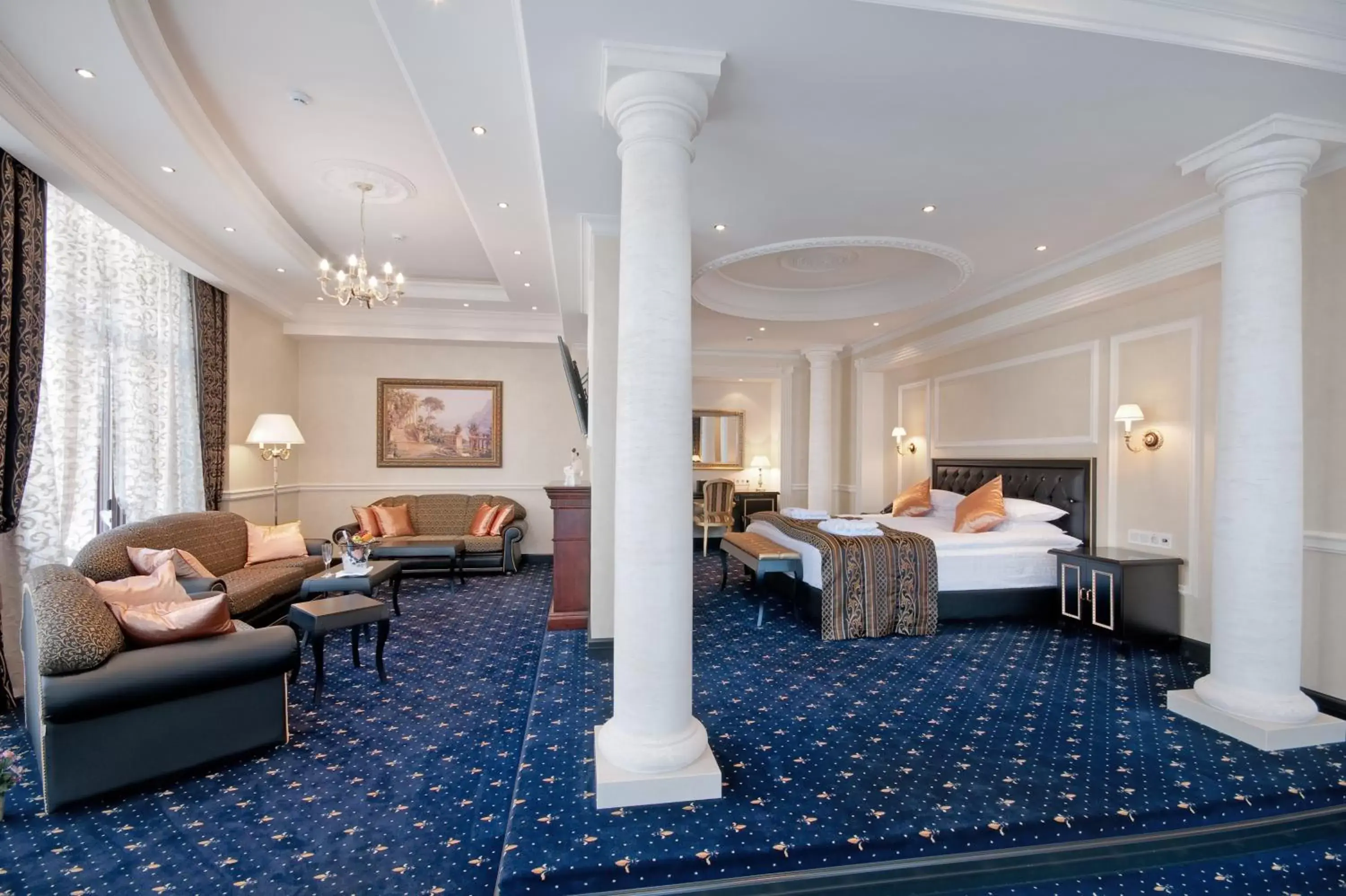 Royal Suite - single occupancy in Villa Le Premier - Maestro Royal Suite - single occupancy in Villa Le Premier - Maestro