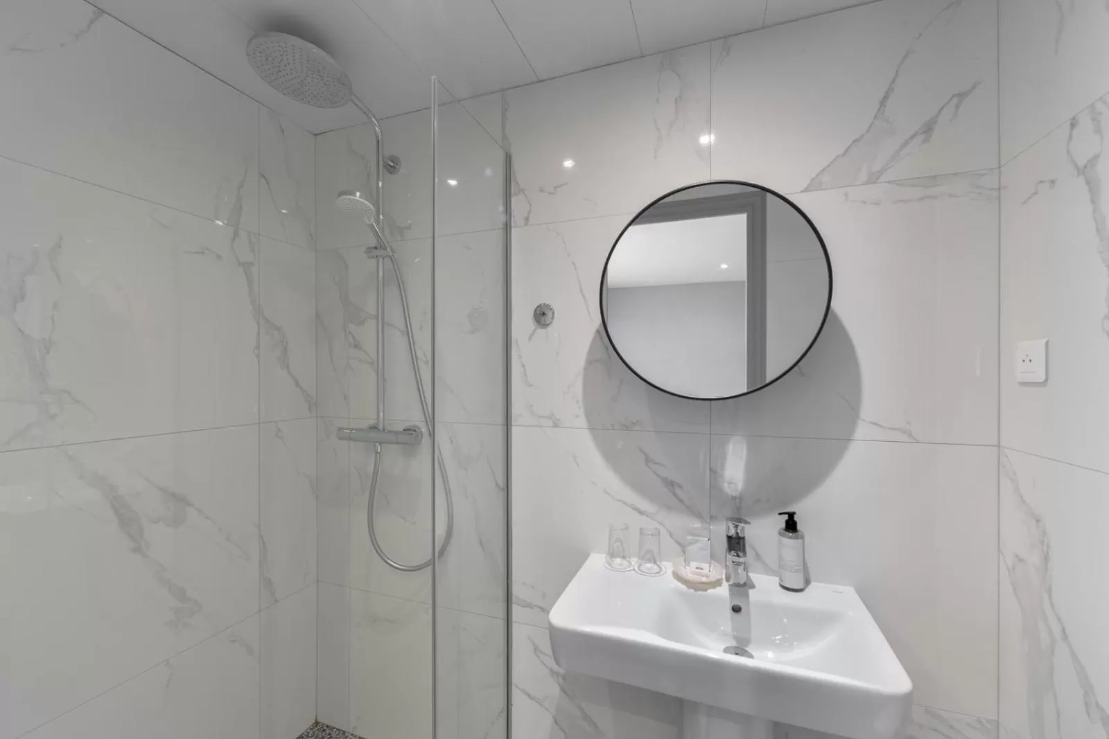 Bathroom in Hotel Saint Christophe