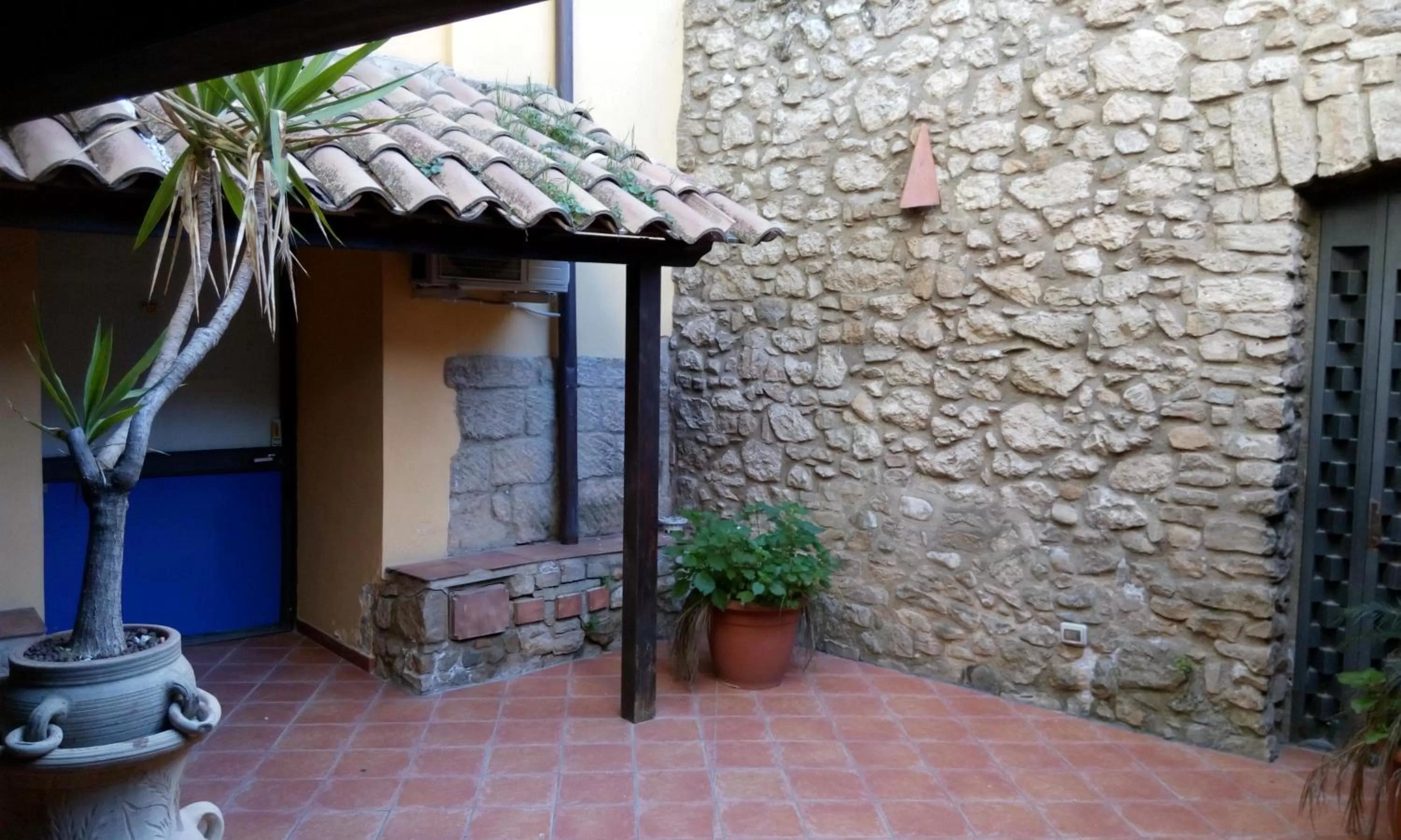 Facade/entrance in B&B Centro Storico