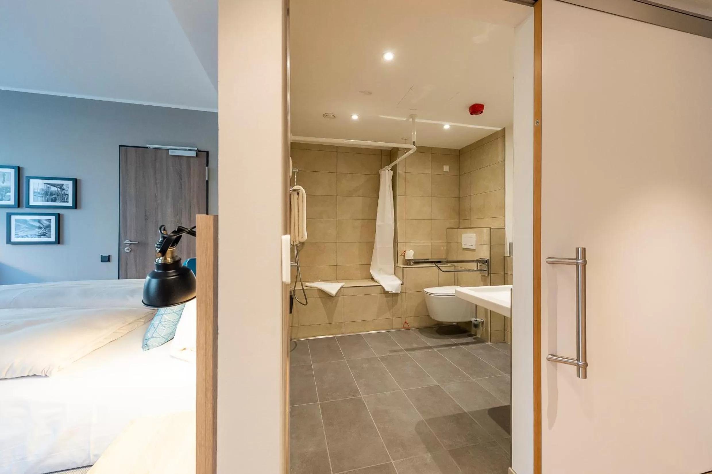 Photo of the whole room, Bed in HARBR Hotel Konstanz, a member of Radisson Individuals