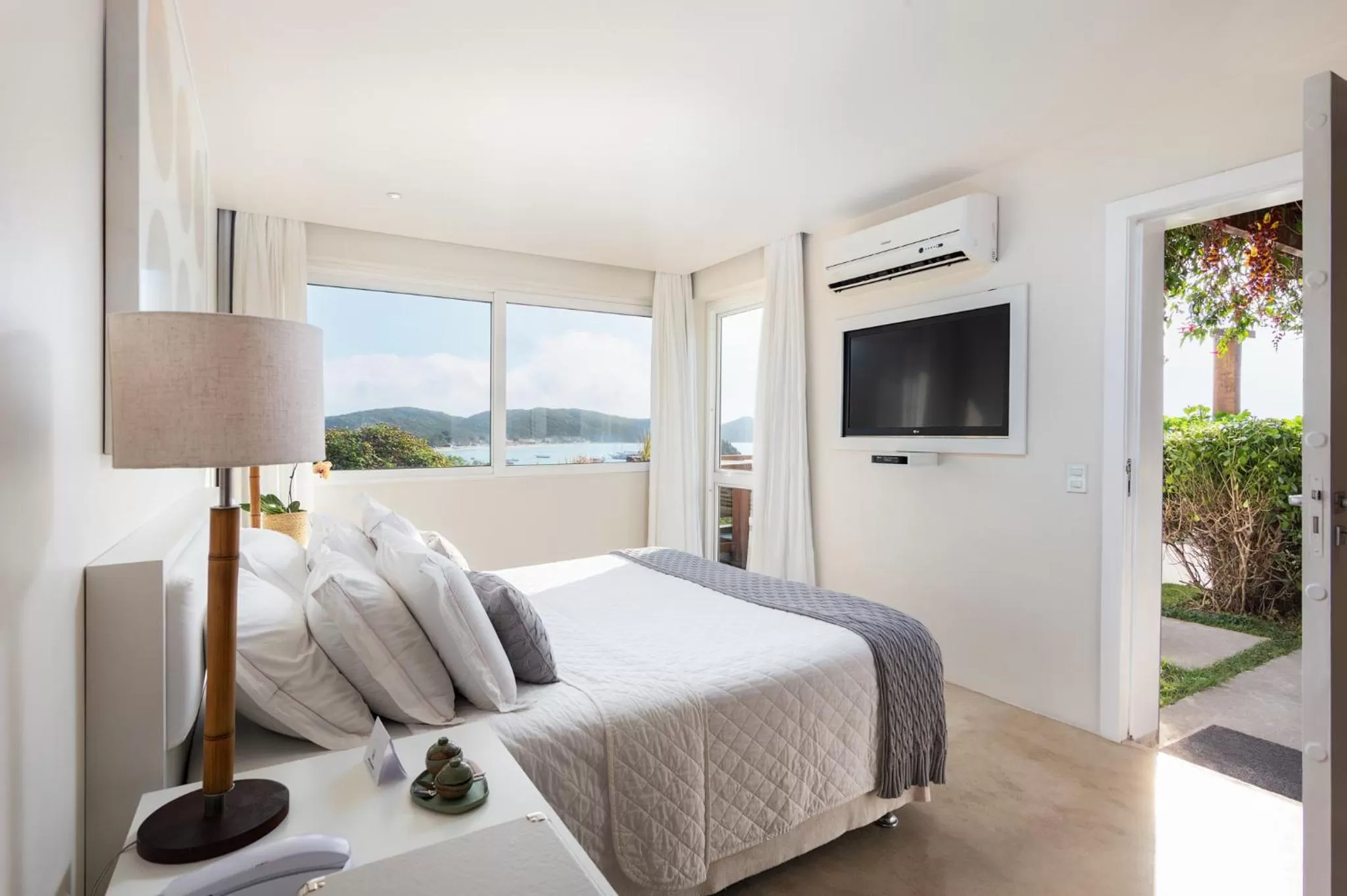 Bed in Abracadabra Boutique Hotel