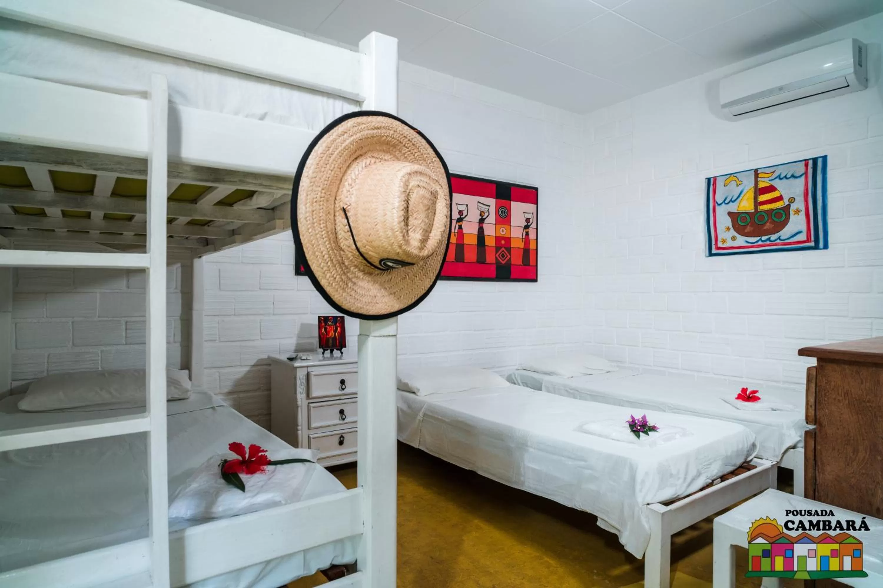 Photo of the whole room, Bed in Pousada Cambará