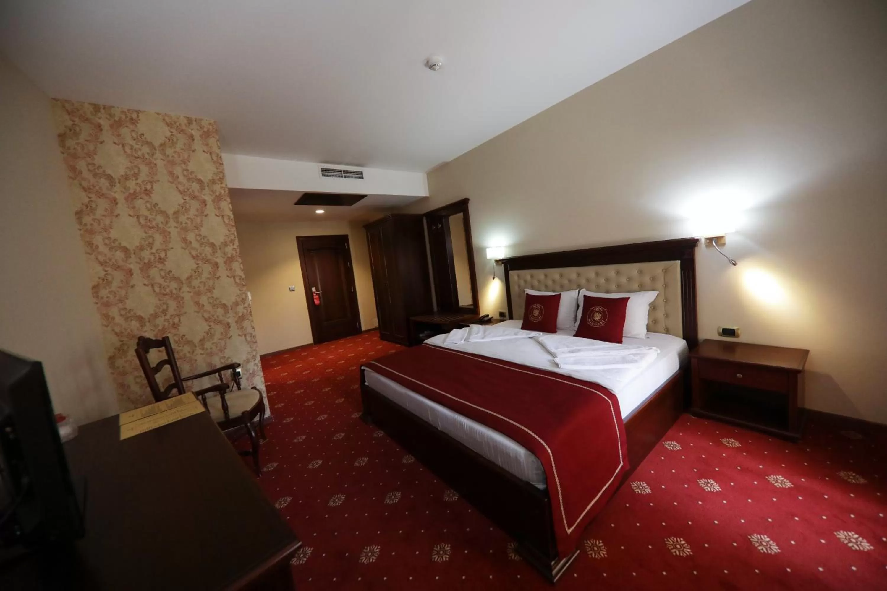 Bed in Hotel Kacinari