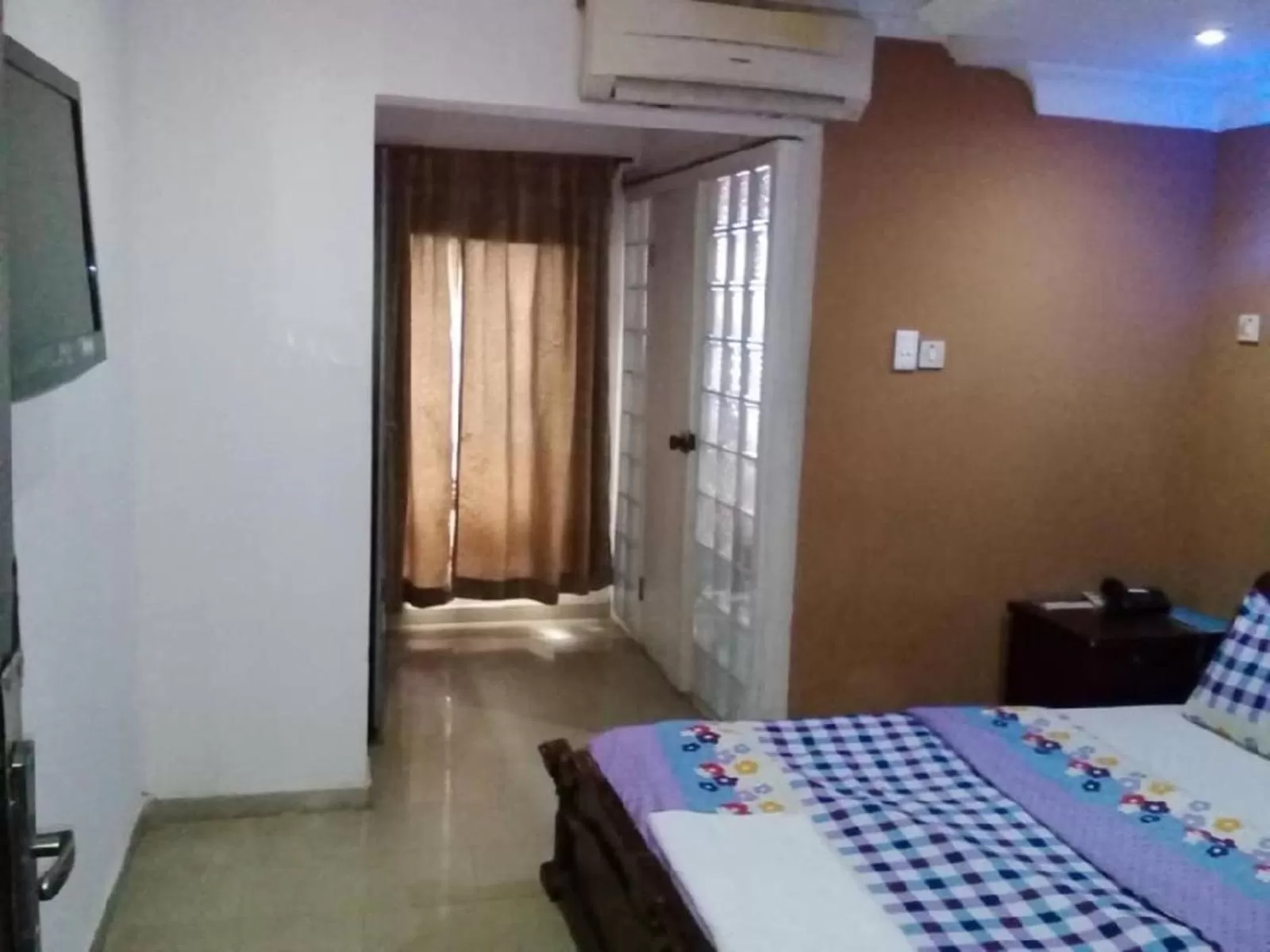 Bed in TheoDawn Hotels @ Suite 29