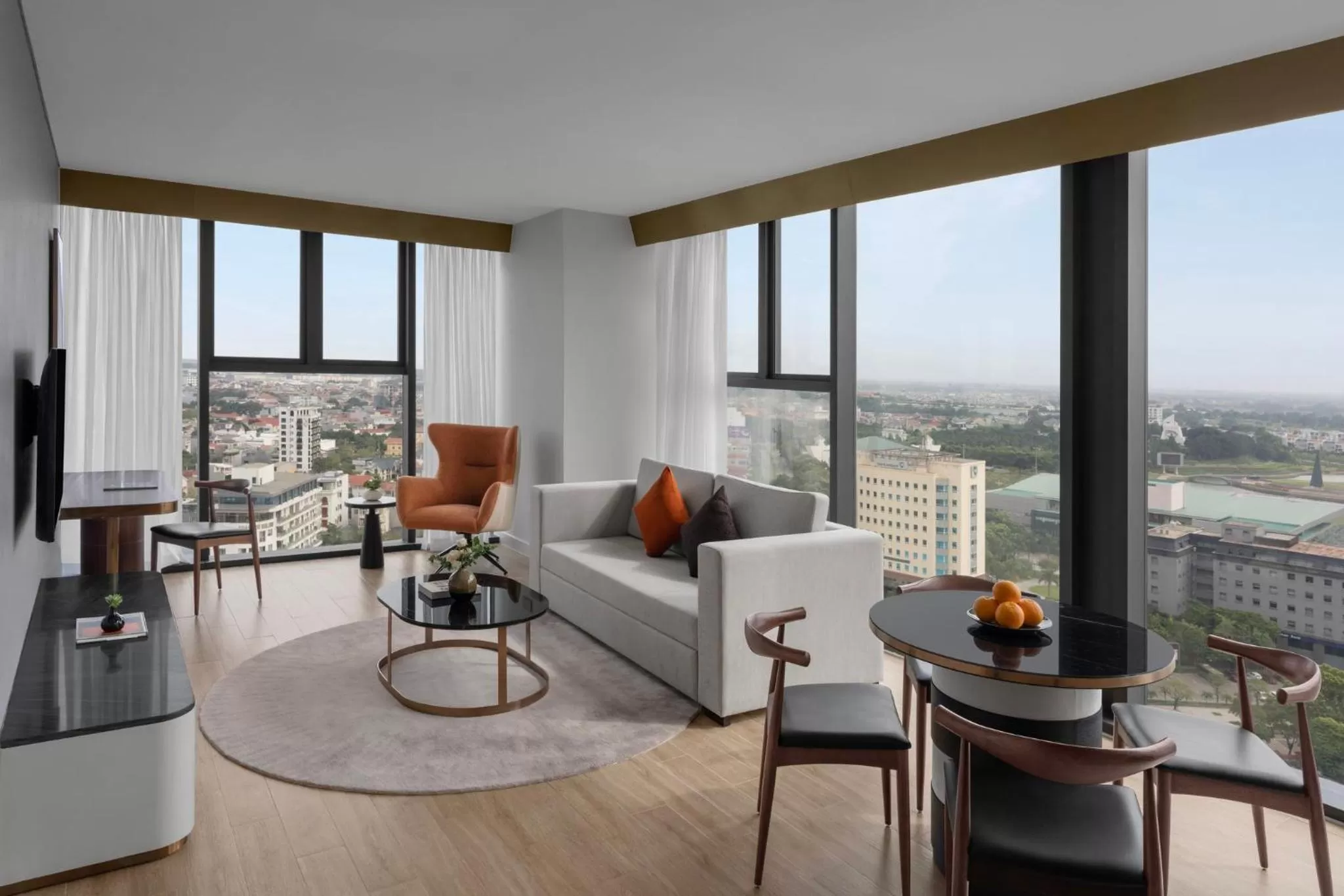 Photo of the whole room in Crowne Plaza Vinh Yen City Centre by IHG