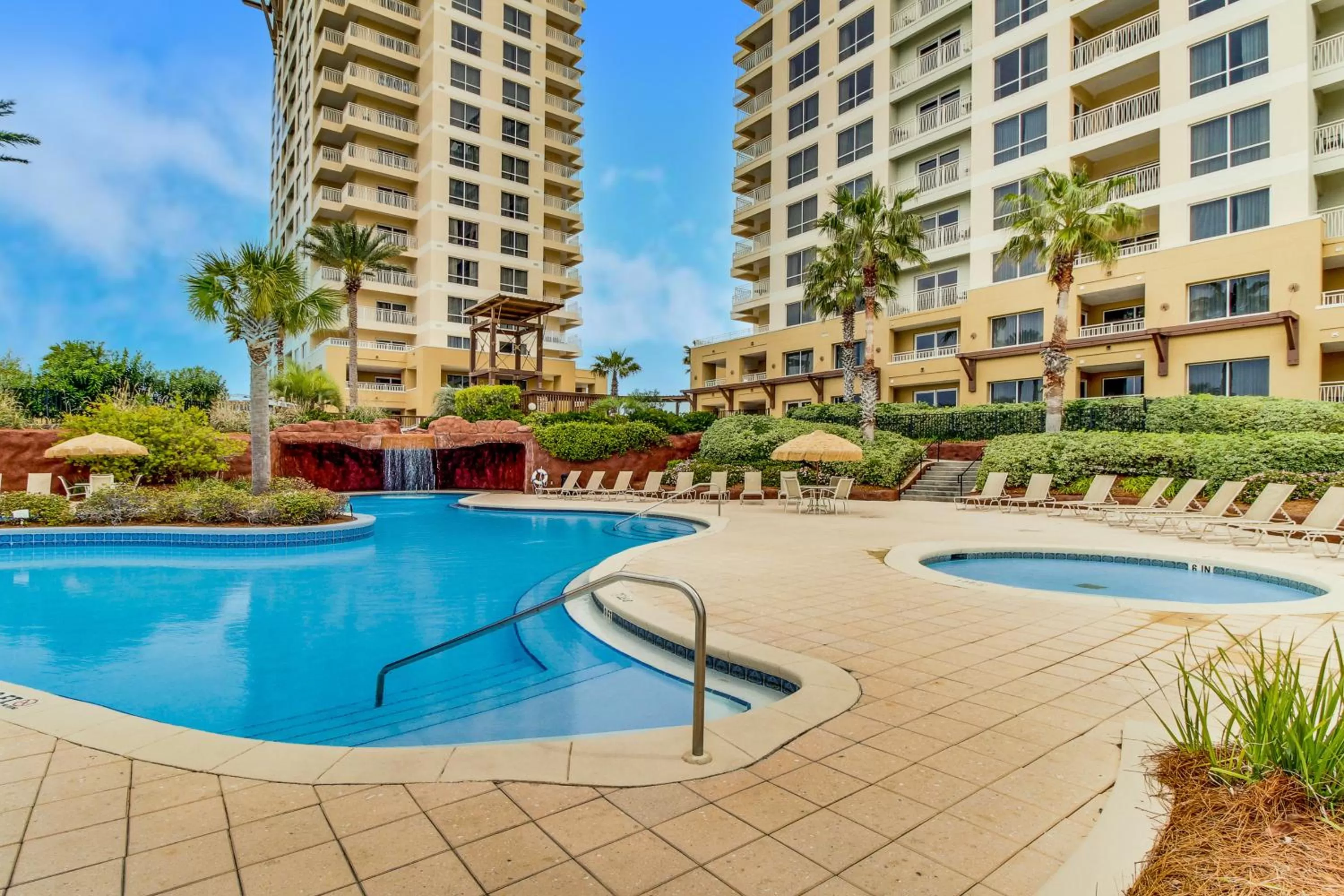 One Bedroom Studio in Luau Condos IV