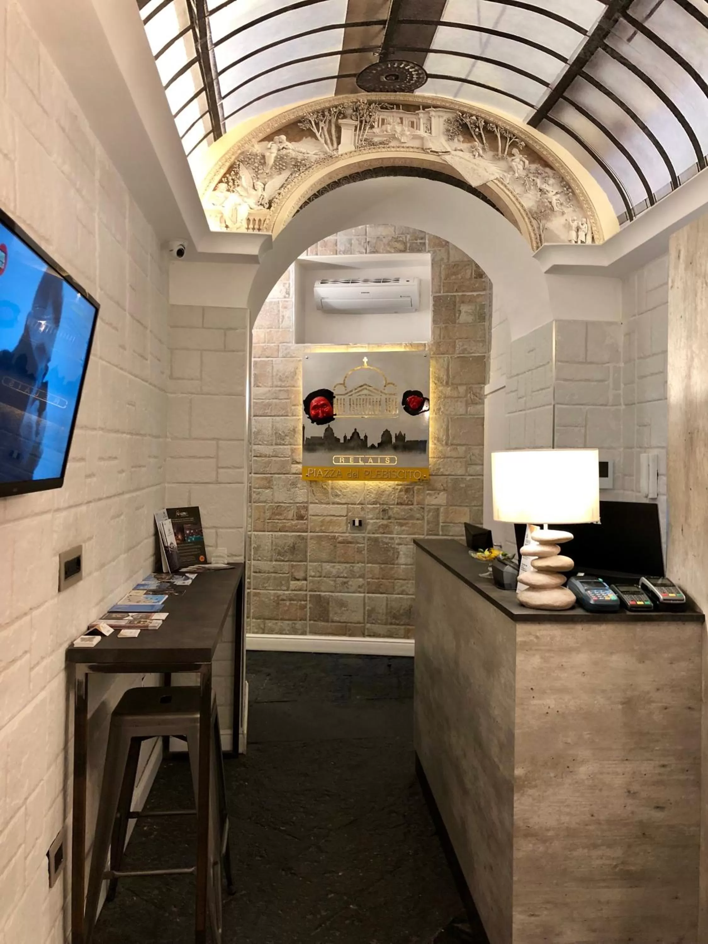 Lobby or reception in Relais Piazza Del Plebiscito B&B