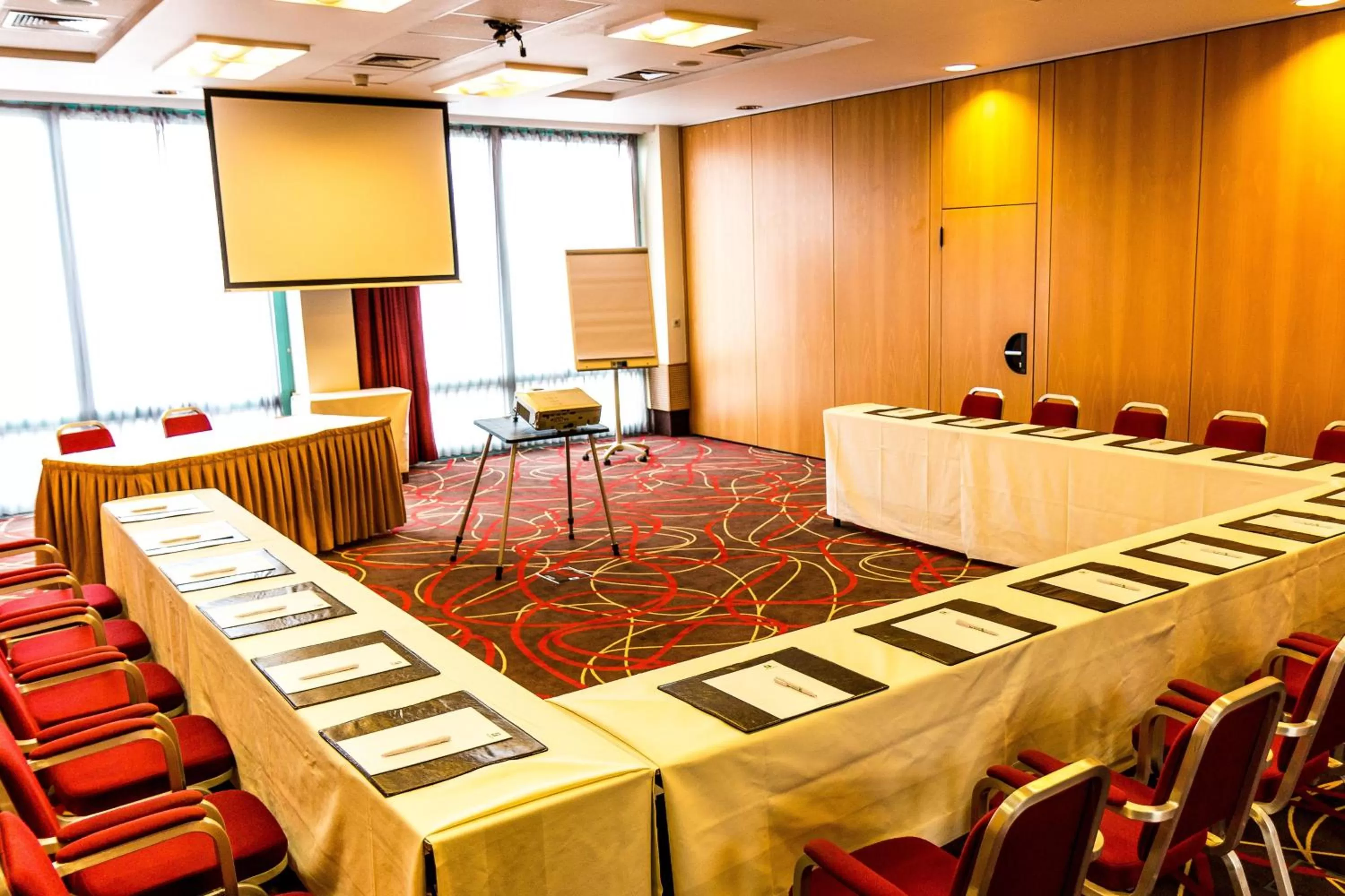 Meeting/conference room in Holiday Inn Budapest-Budaörs by IHG
