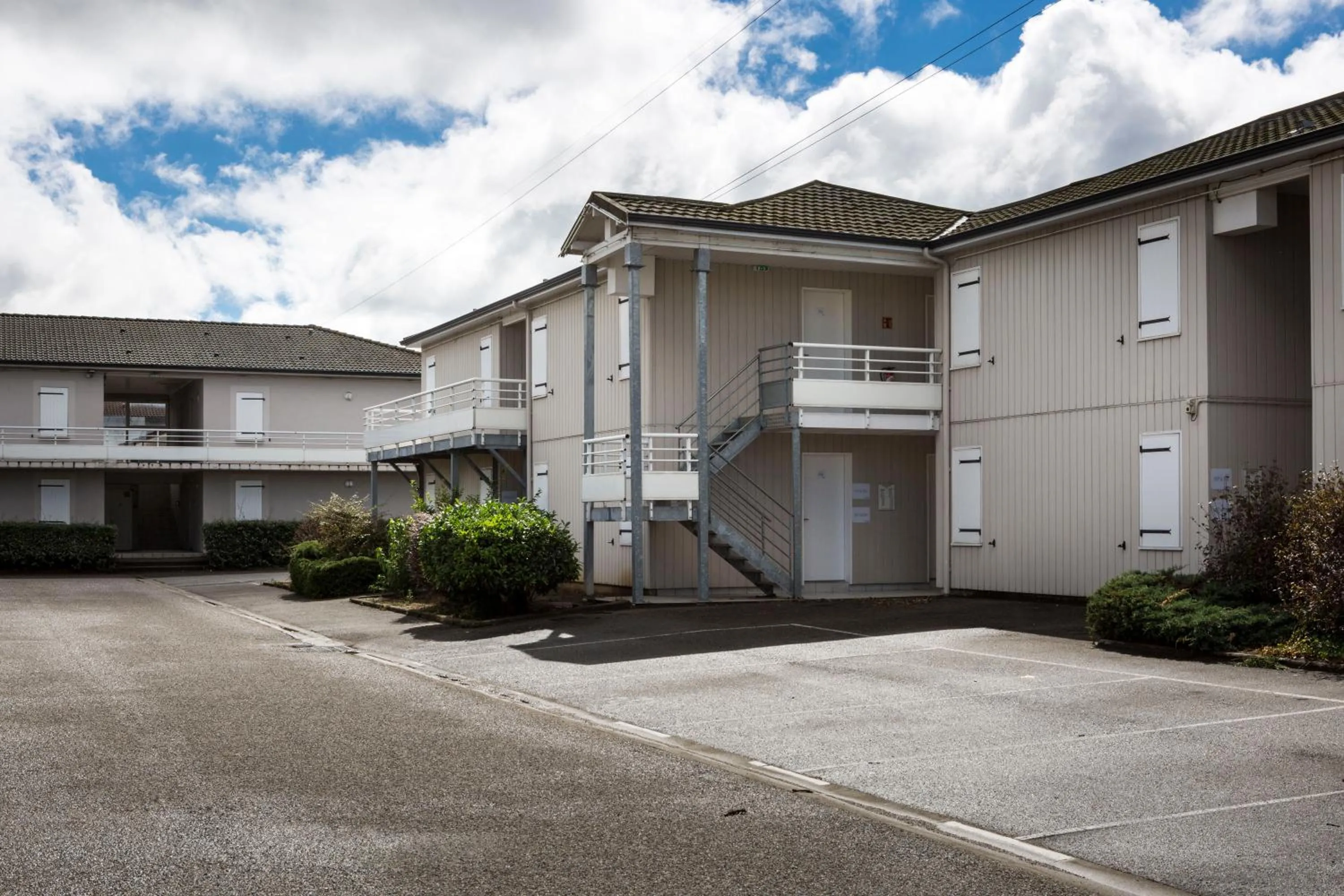 Area and facilities in Initial by balladins Lyon / Chanas