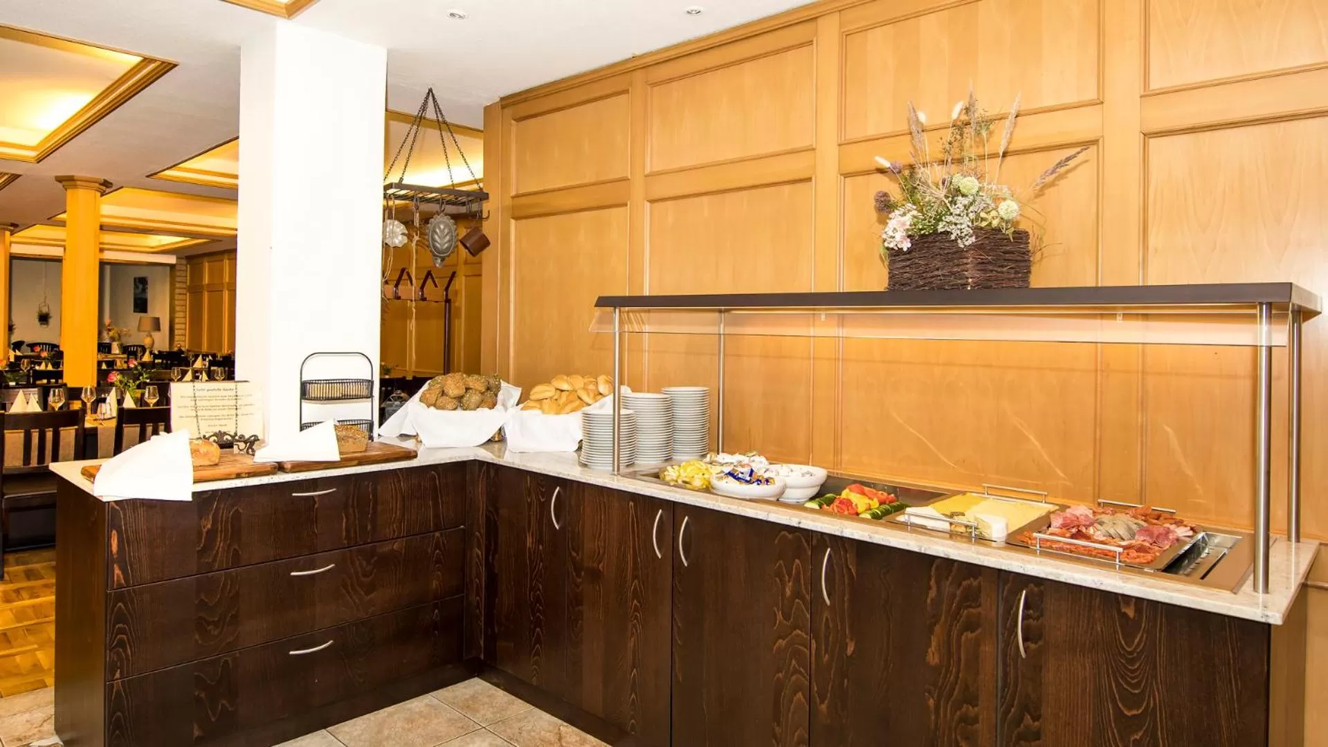 Breakfast in Hotel Zur Post