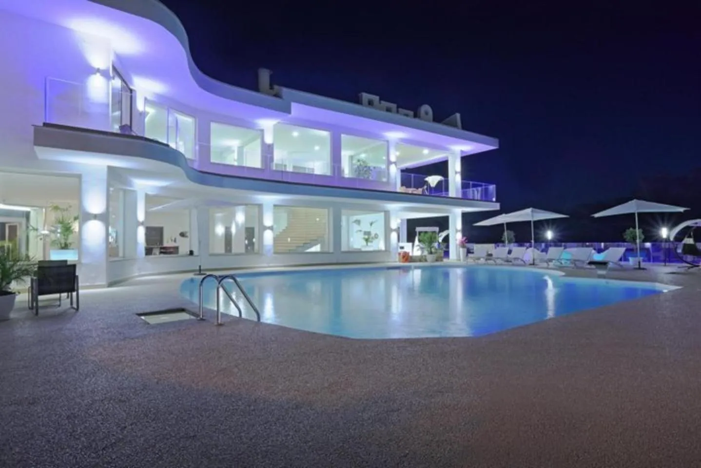 Property building in Hotel Sporting Club