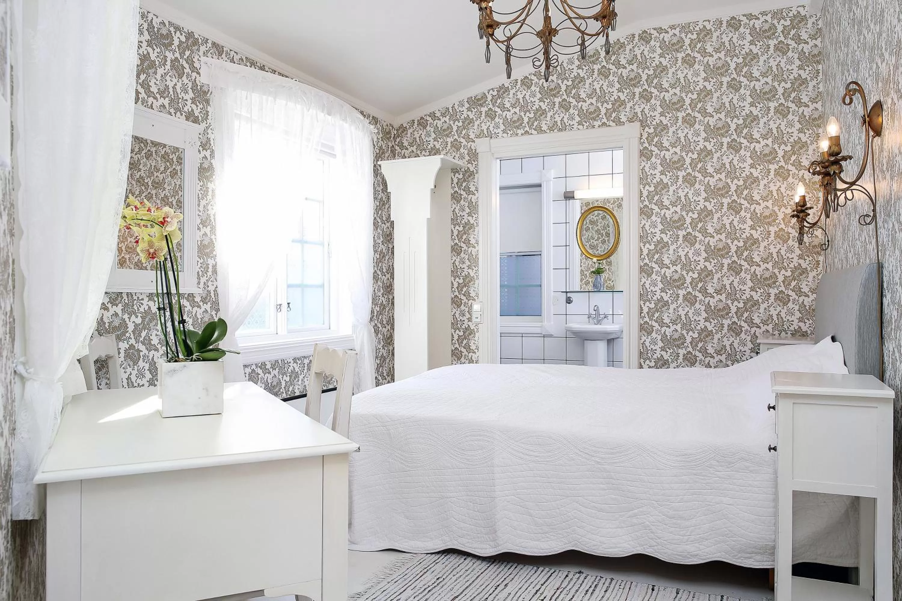 Garden view, Bed in Gamlebyen Hotell - Fredrikstad