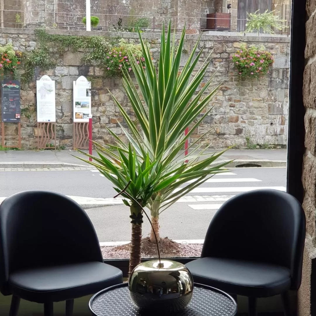 Seating area in Hotel De La Poste