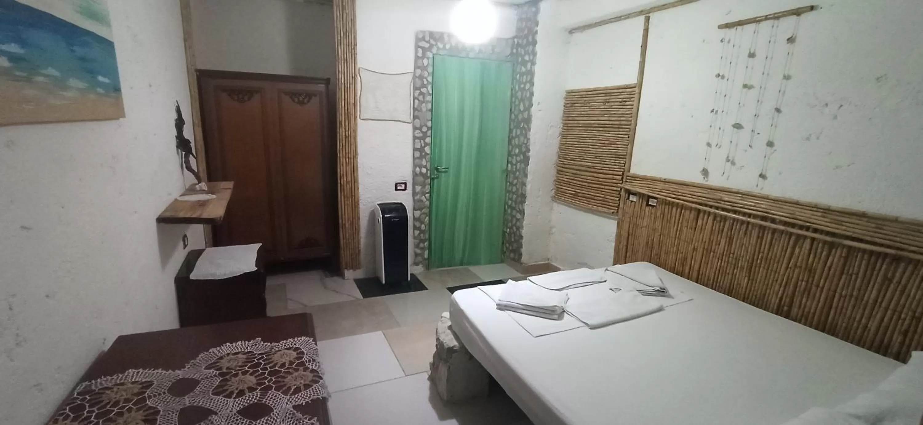 Bed in Maxola's Dream Orikum