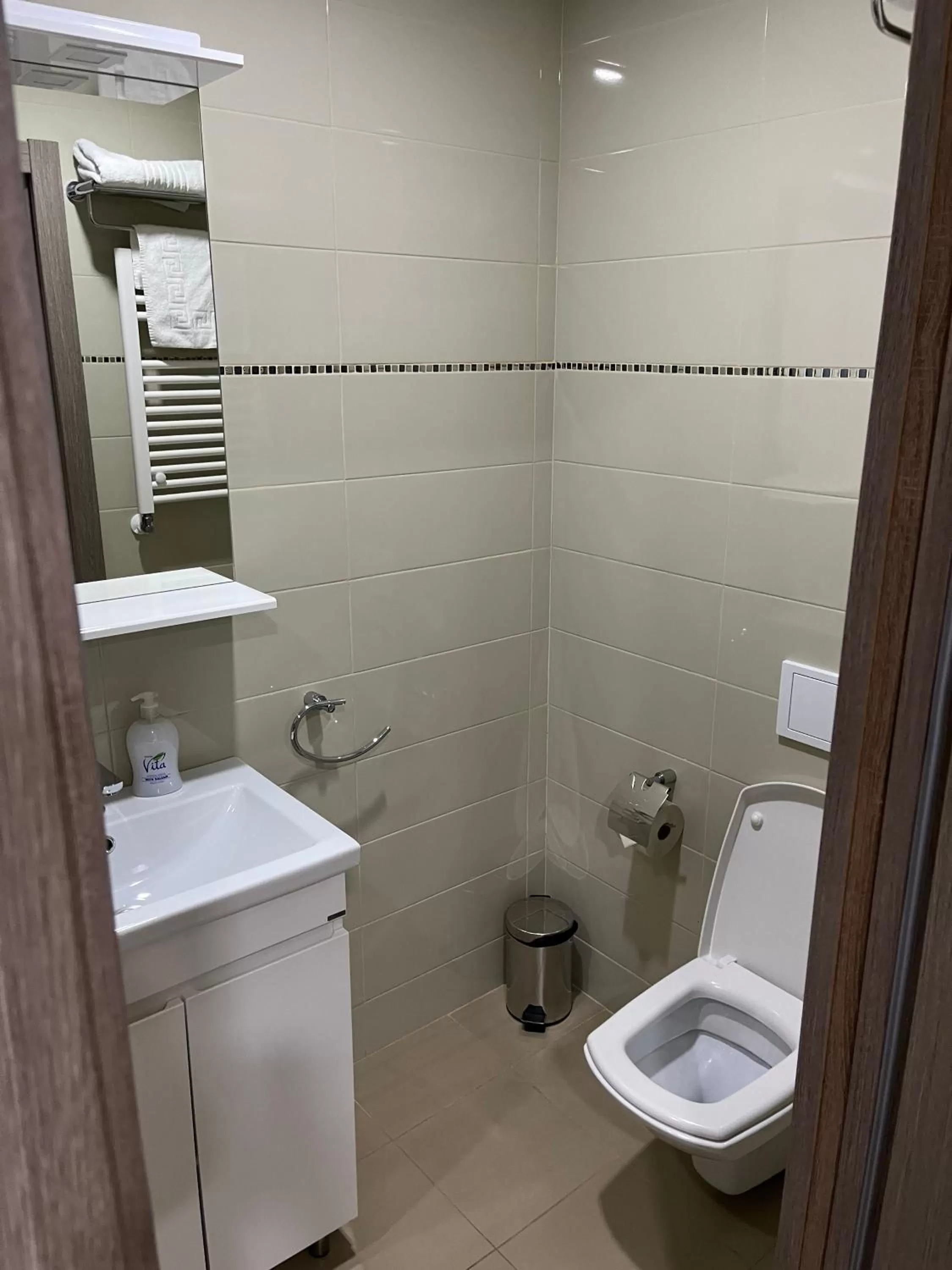 Bathroom in Elite Hotel