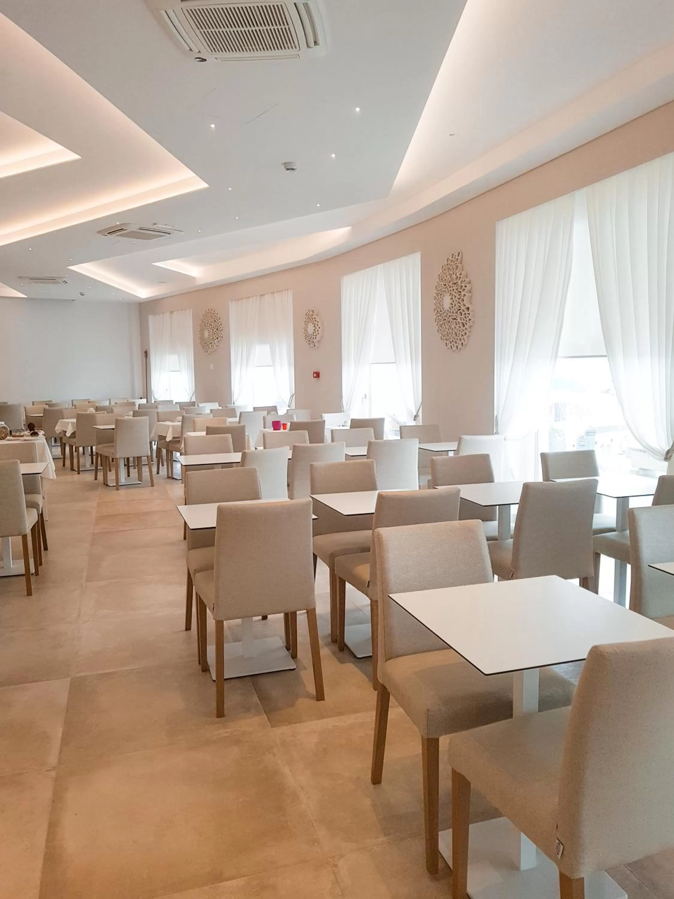 Meeting/conference room in Roma Hotel