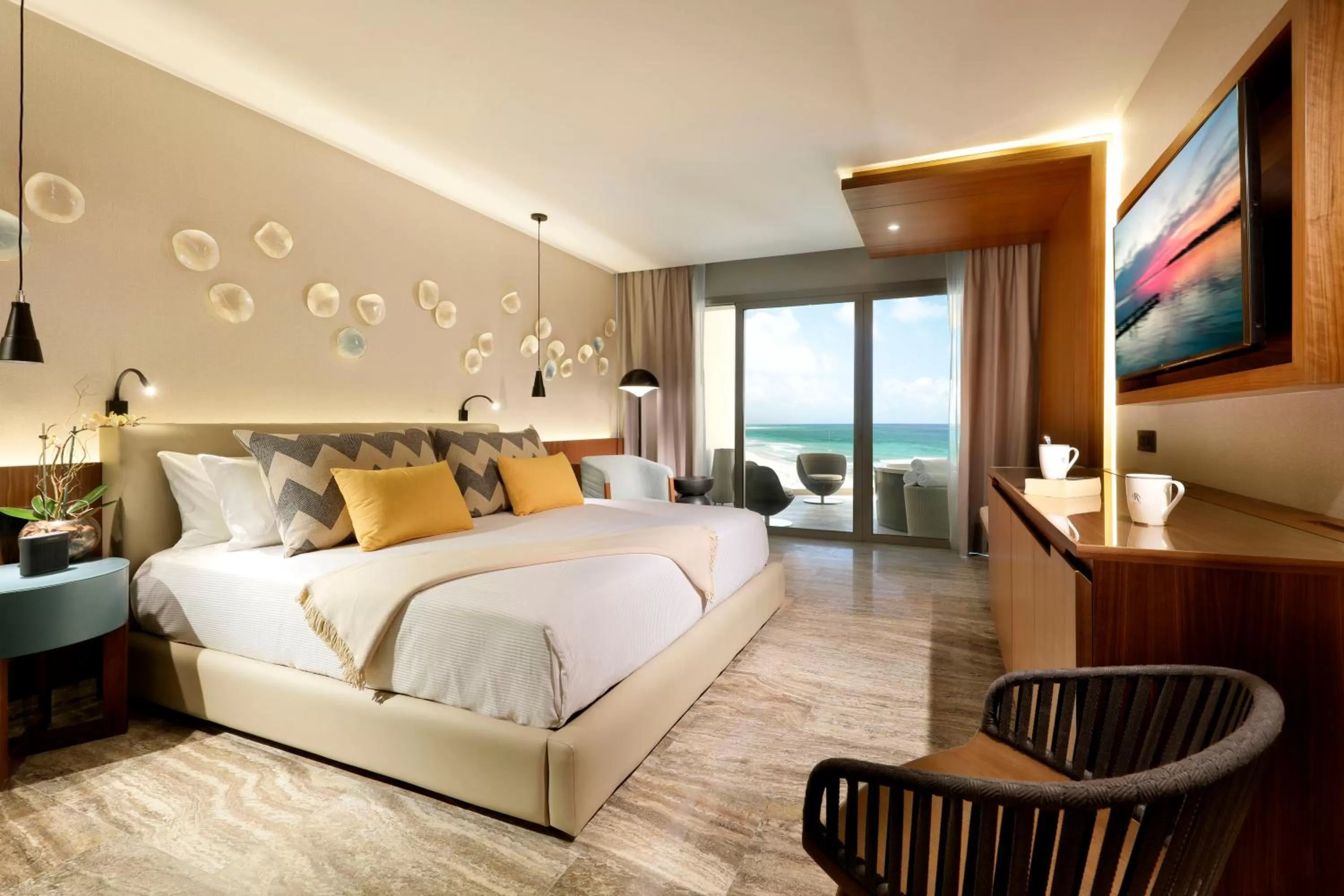 View (from property/room), Bed in Grand Palladium Select Costa Mujeres - All Inclusive