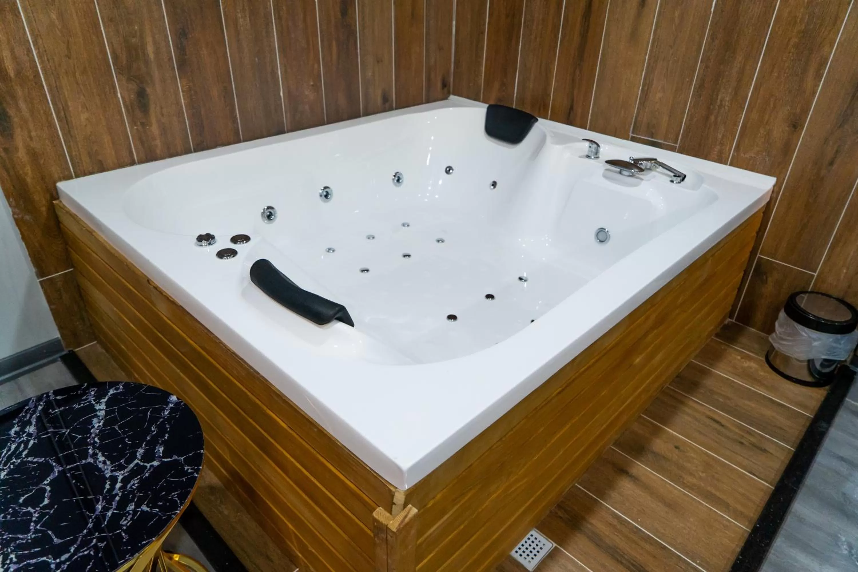 Hot Tub in GRAND MOON HOTEL