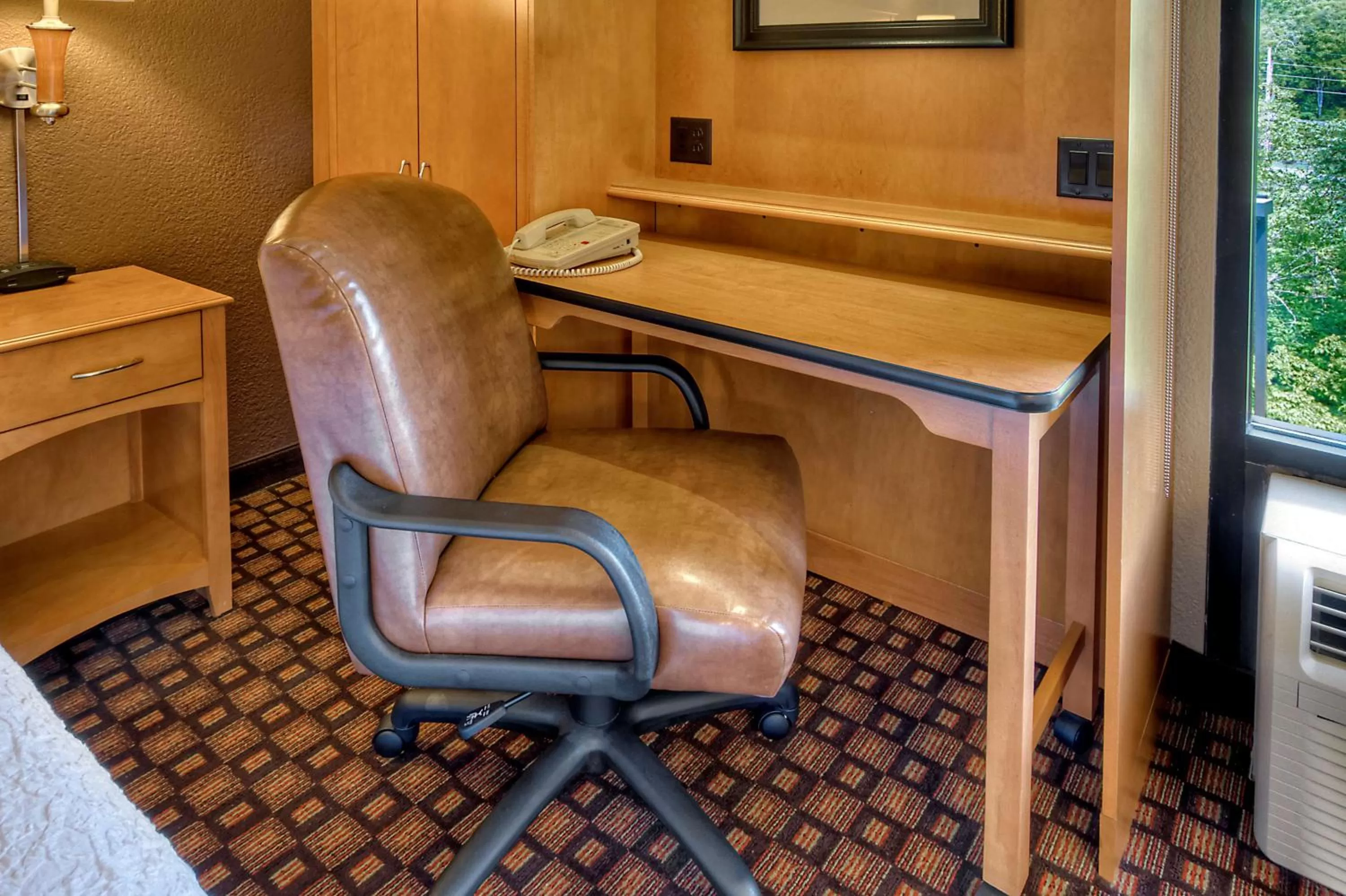 Bedroom in Hampton Inn Nashville/Brentwood-I-65S