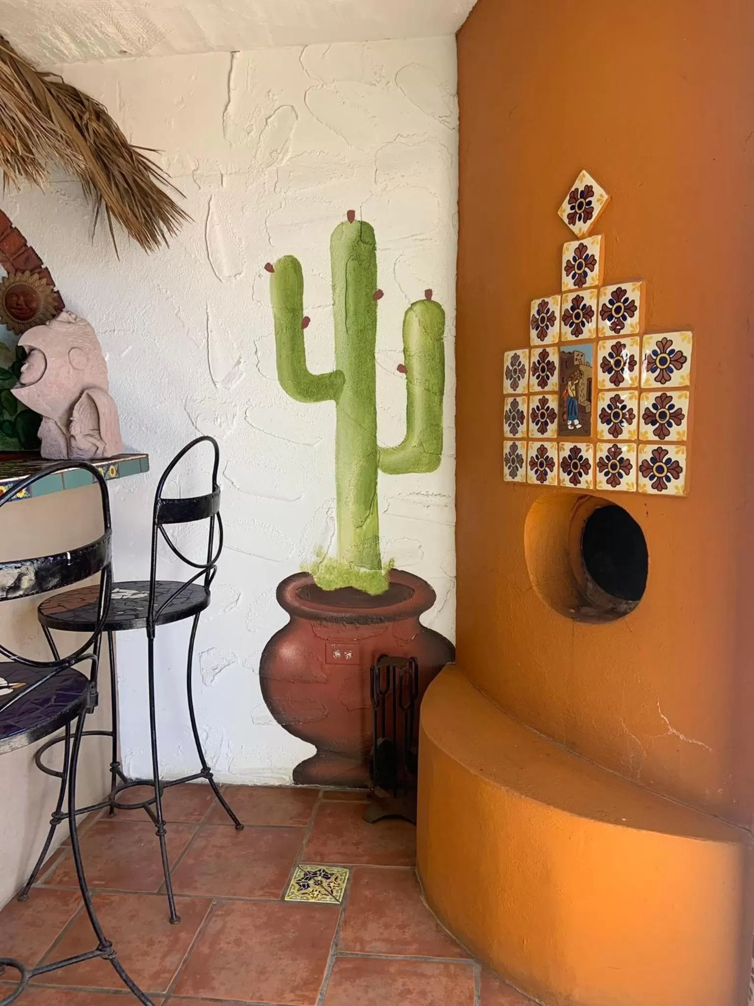 flat iron in Poco Cielo Hotel