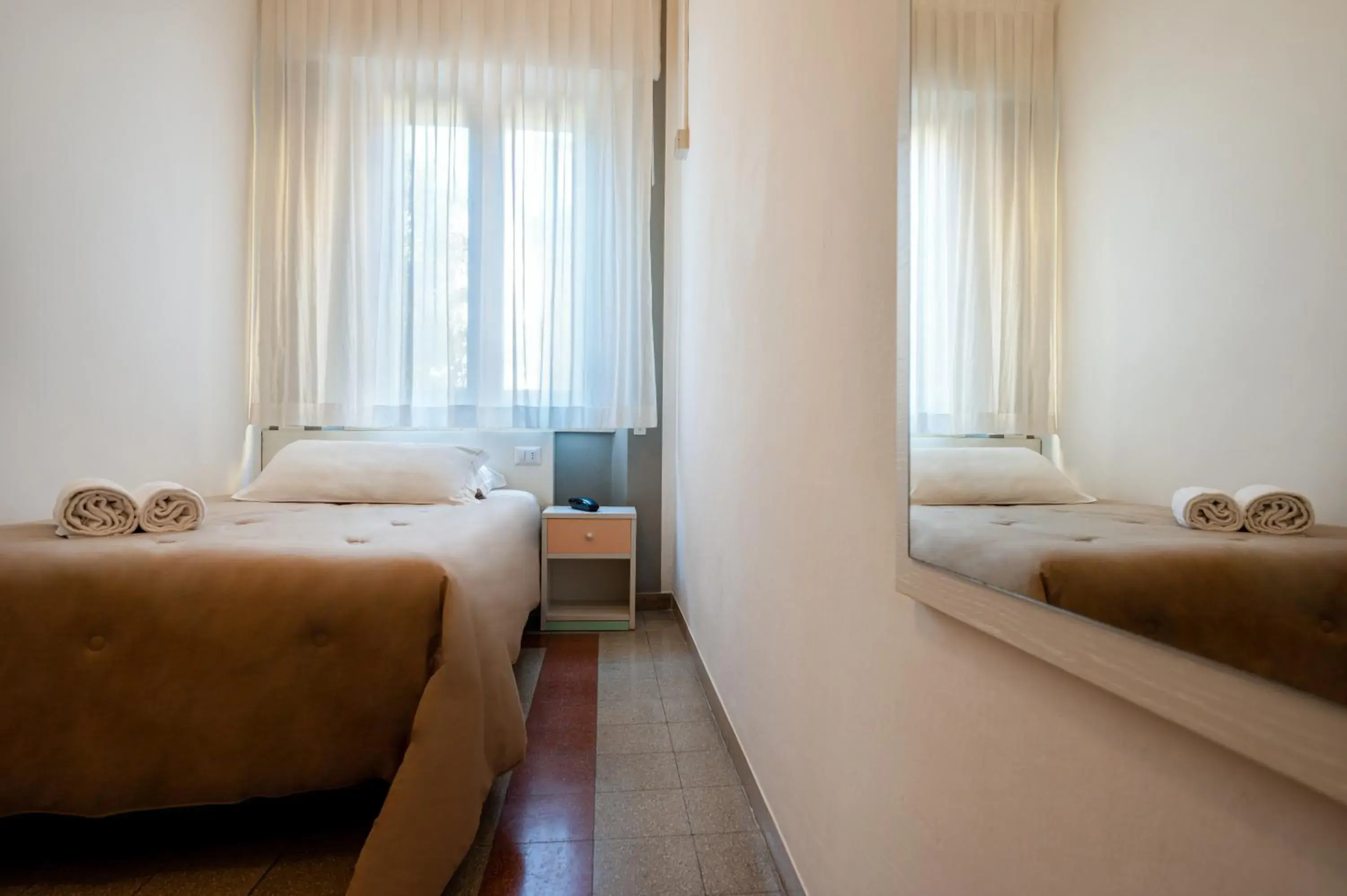 Standard Single Room in Amadei Hotel Blumen Standard Single Room in Amadei Hotel Blumen