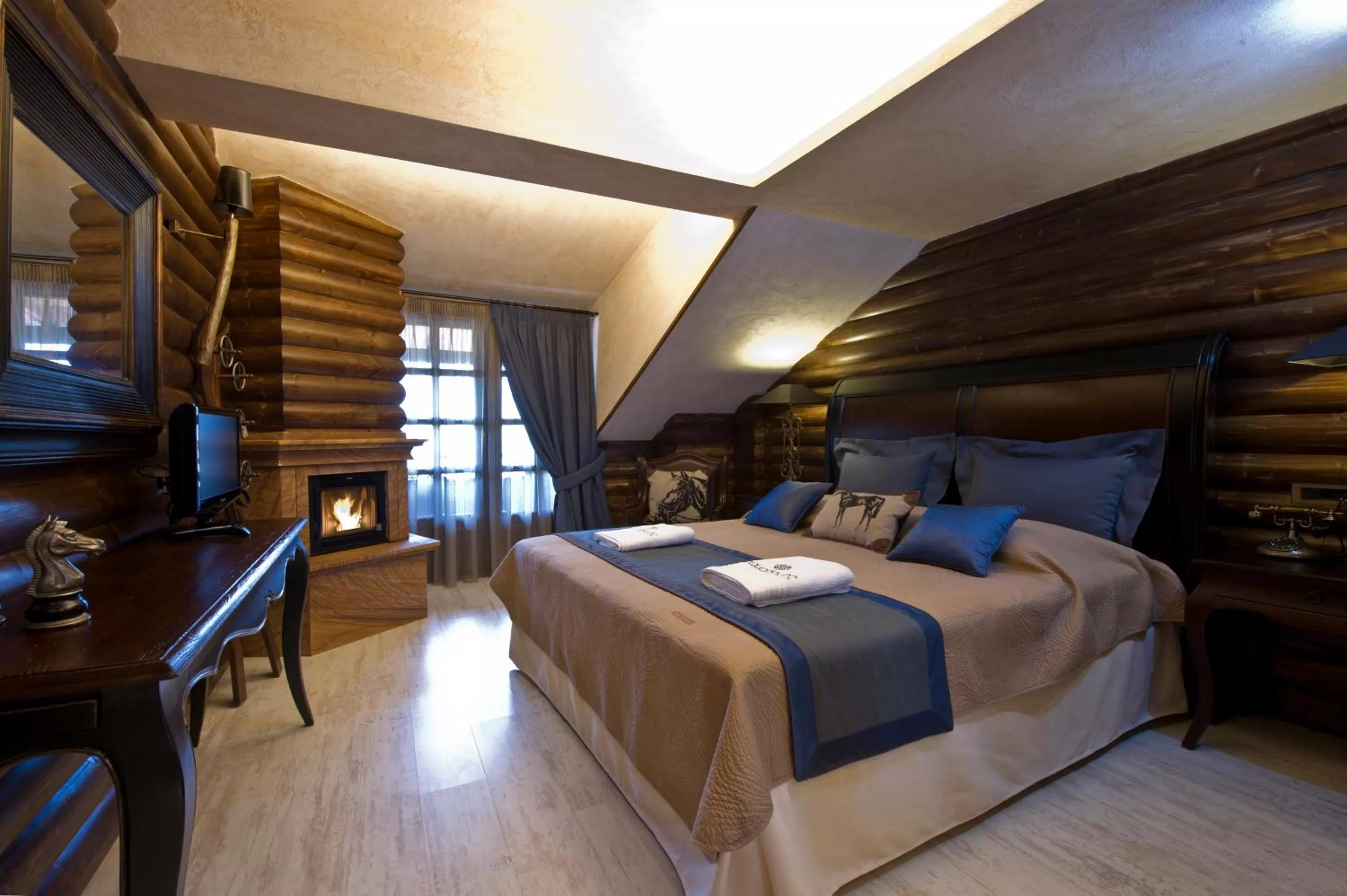 Superior Suite with Spa Bath and Mountain View in AROMA DRYOS SPA & ECO Hotel