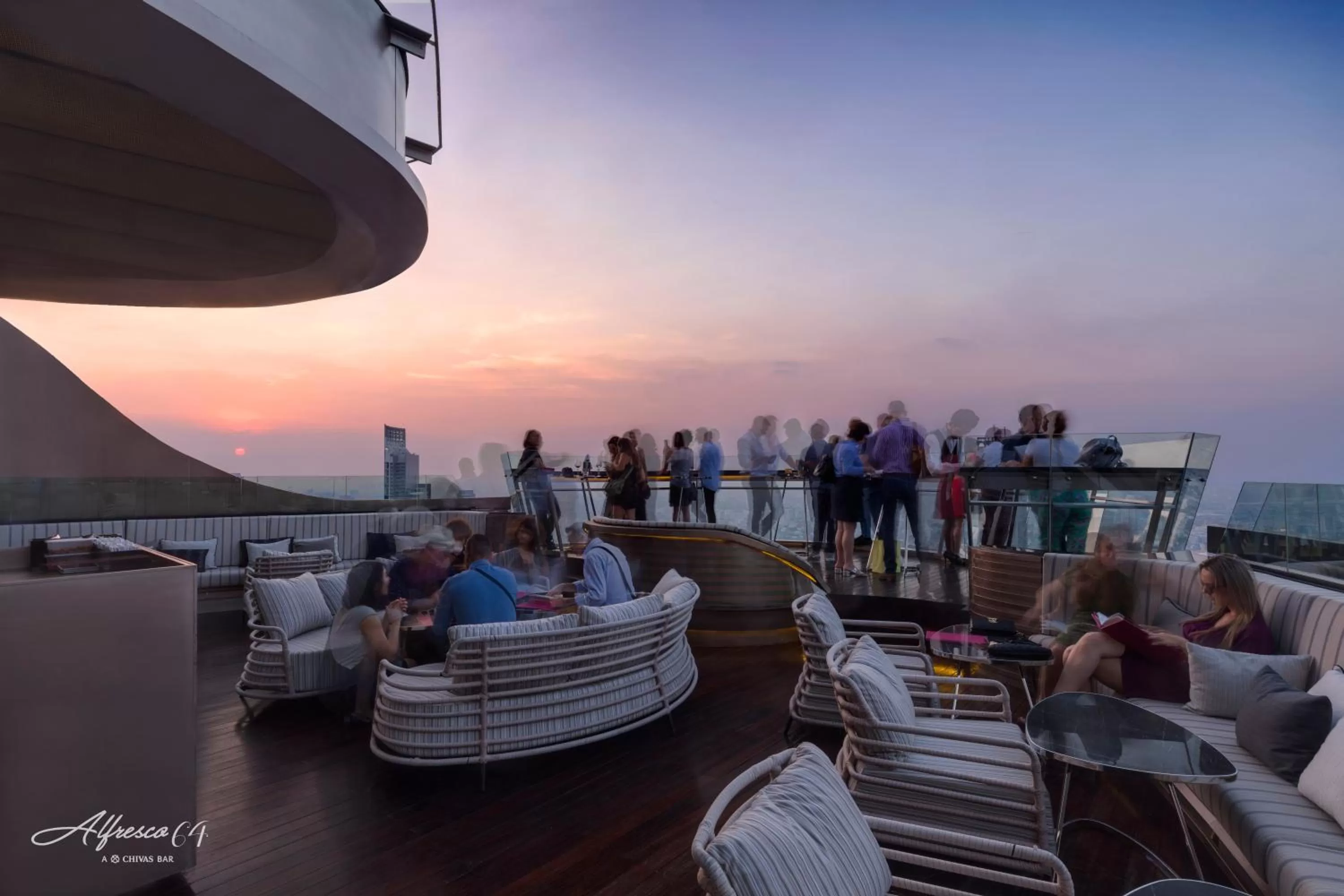 Restaurant/places to eat in lebua at State Tower