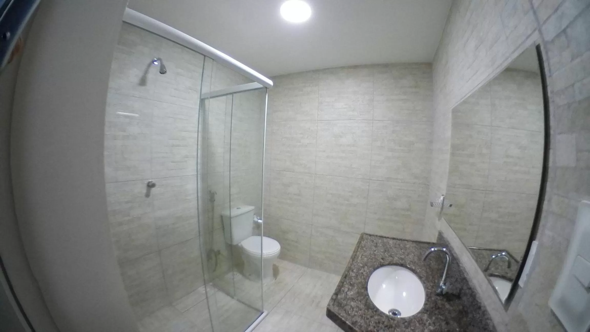 Bathroom in LIVE IN FORTALEZA HOTEL