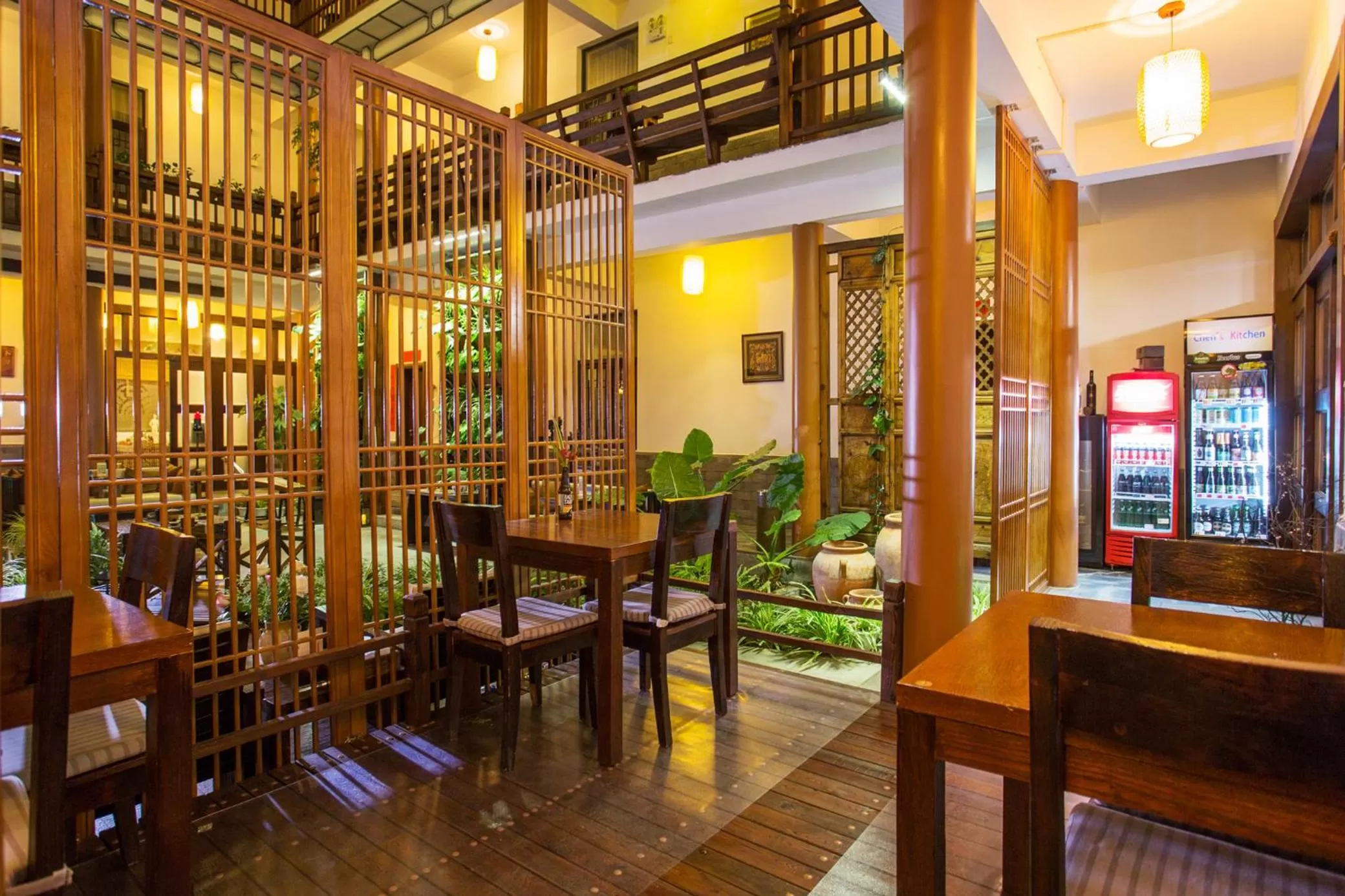 Restaurant/places to eat in Dali Yanyuan Mountain Retreat