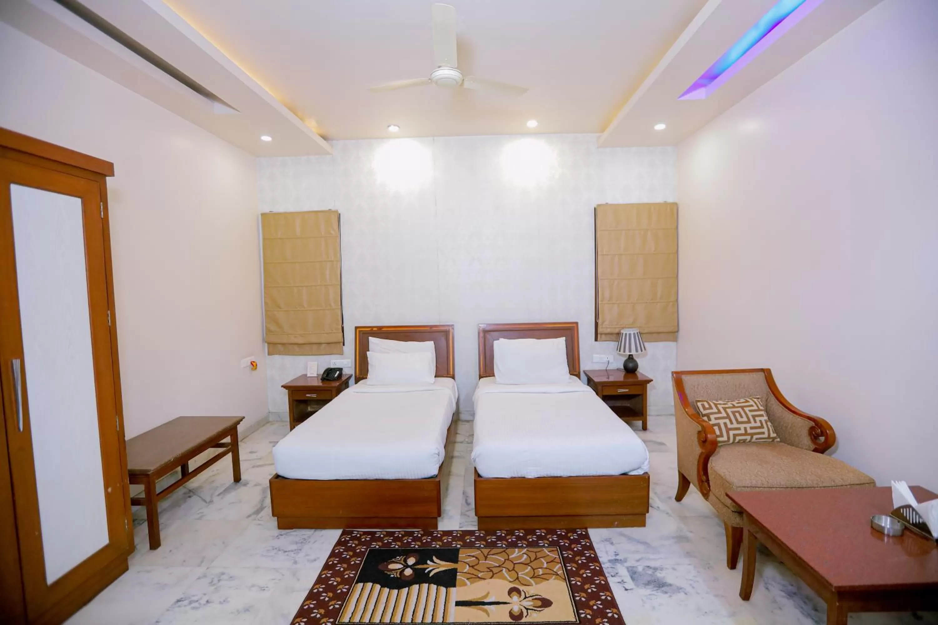 Bed in Hotel Leela Grande