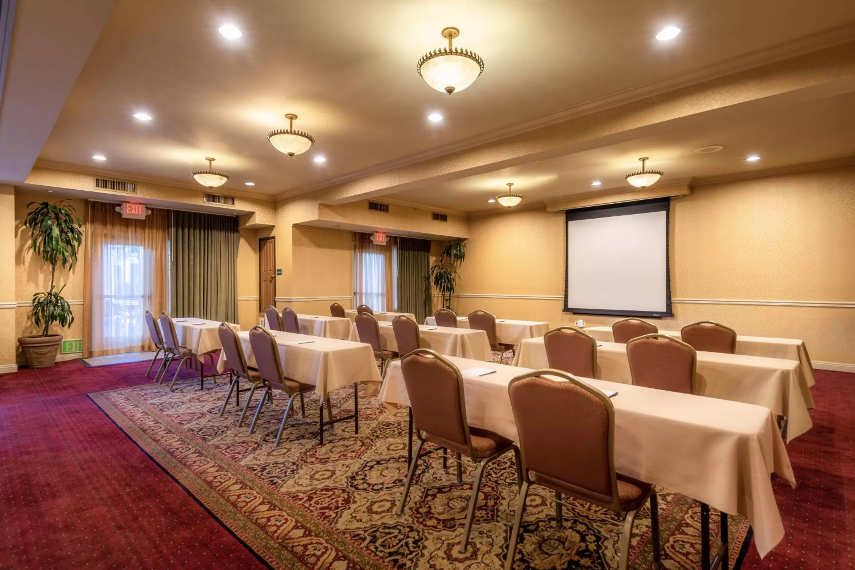 Meeting/conference room in Ayres Hotel Seal Beach - Cypress