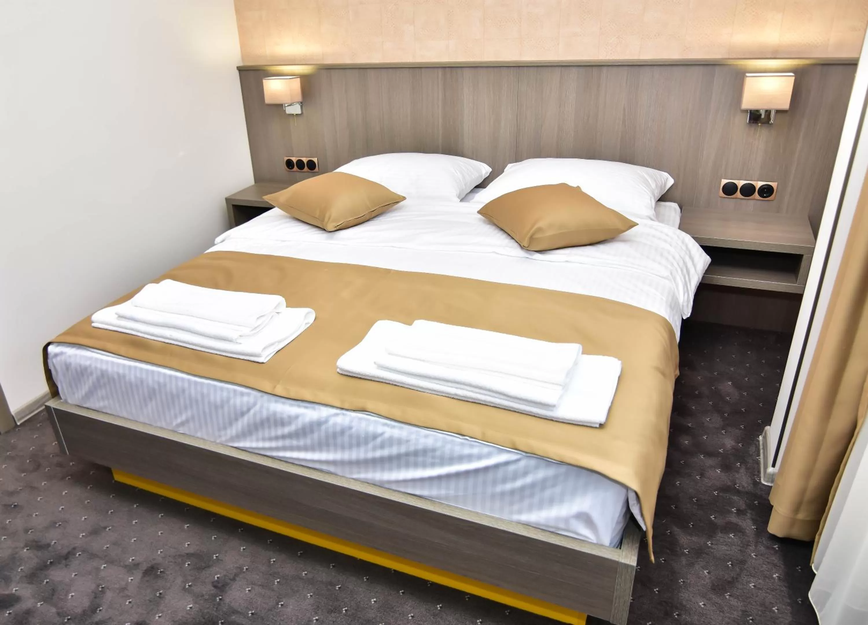 Bedroom, Bed in Hotel Ključ