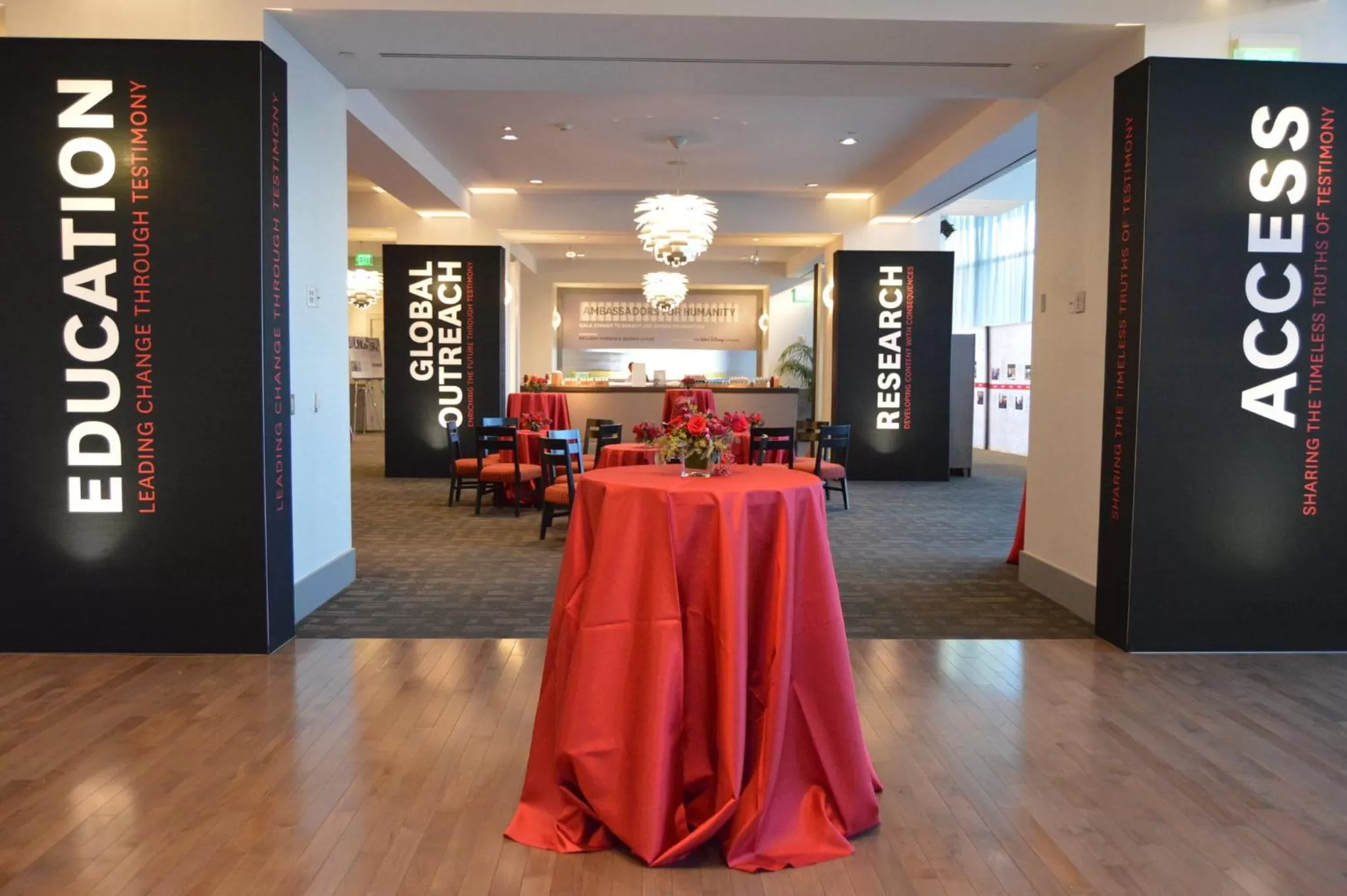 Meeting/conference room in Loews Hollywood Hotel