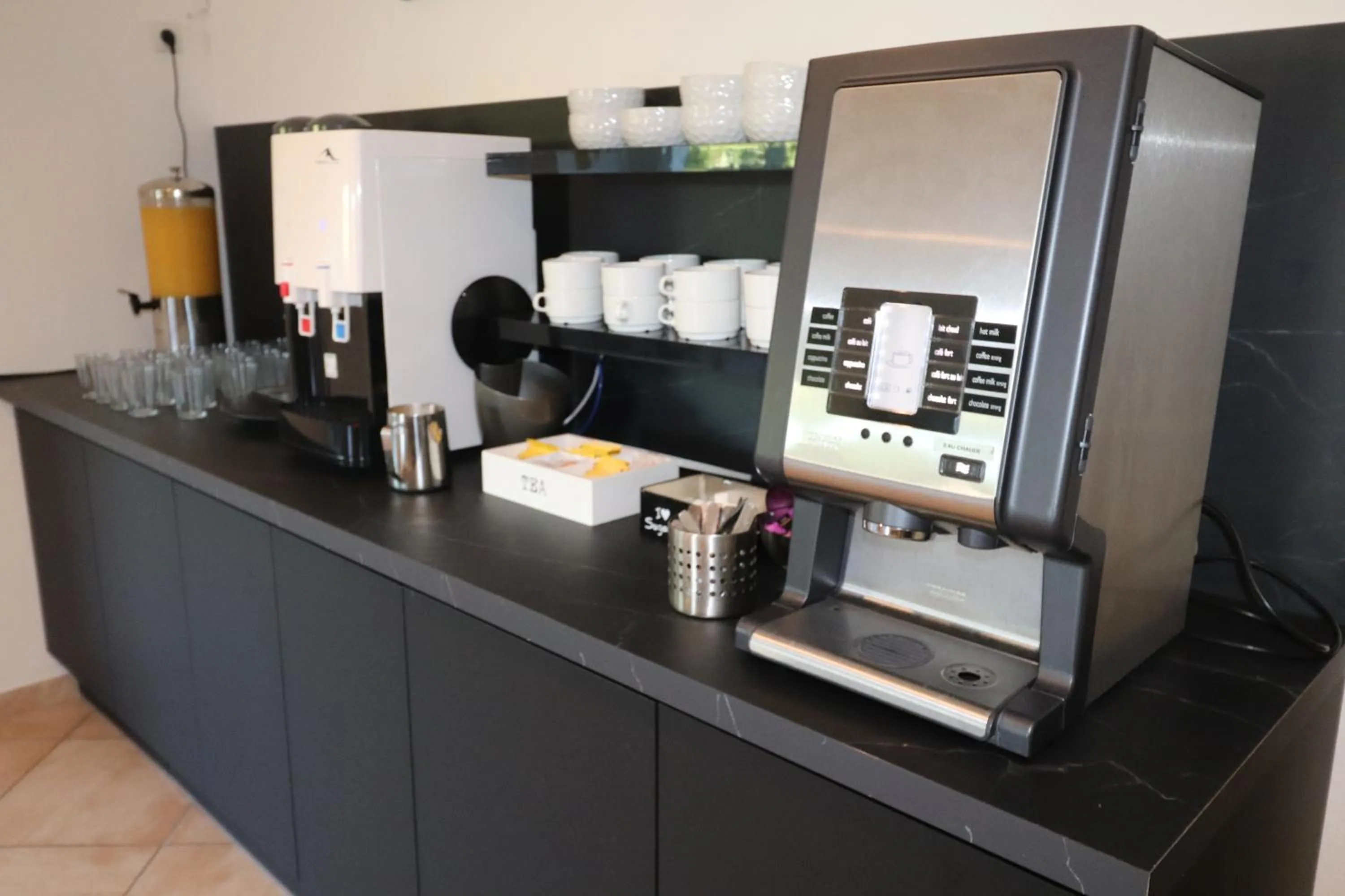 Breakfast in Hôtel Padolo