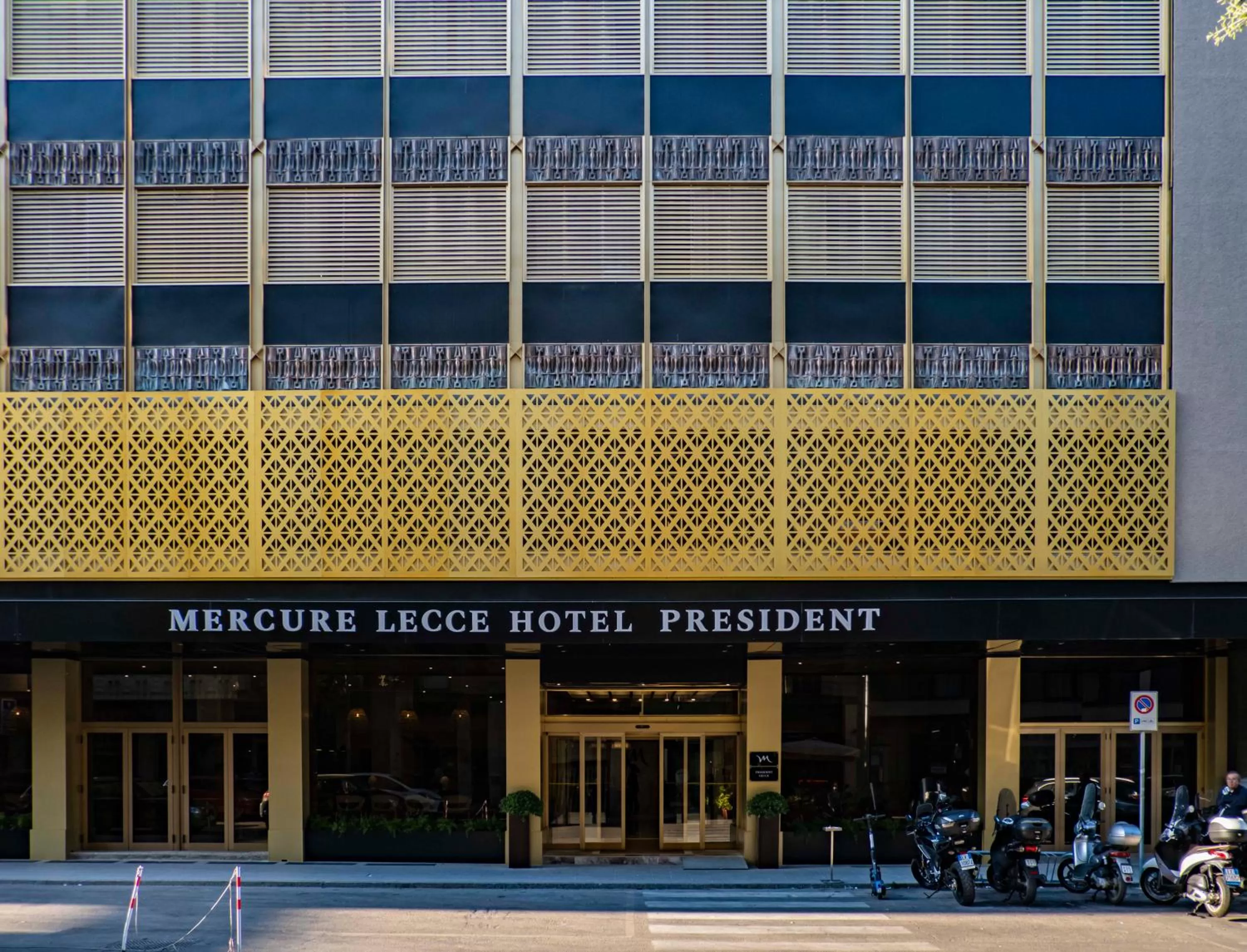 Facade/entrance in Mercure Hotel President Lecce