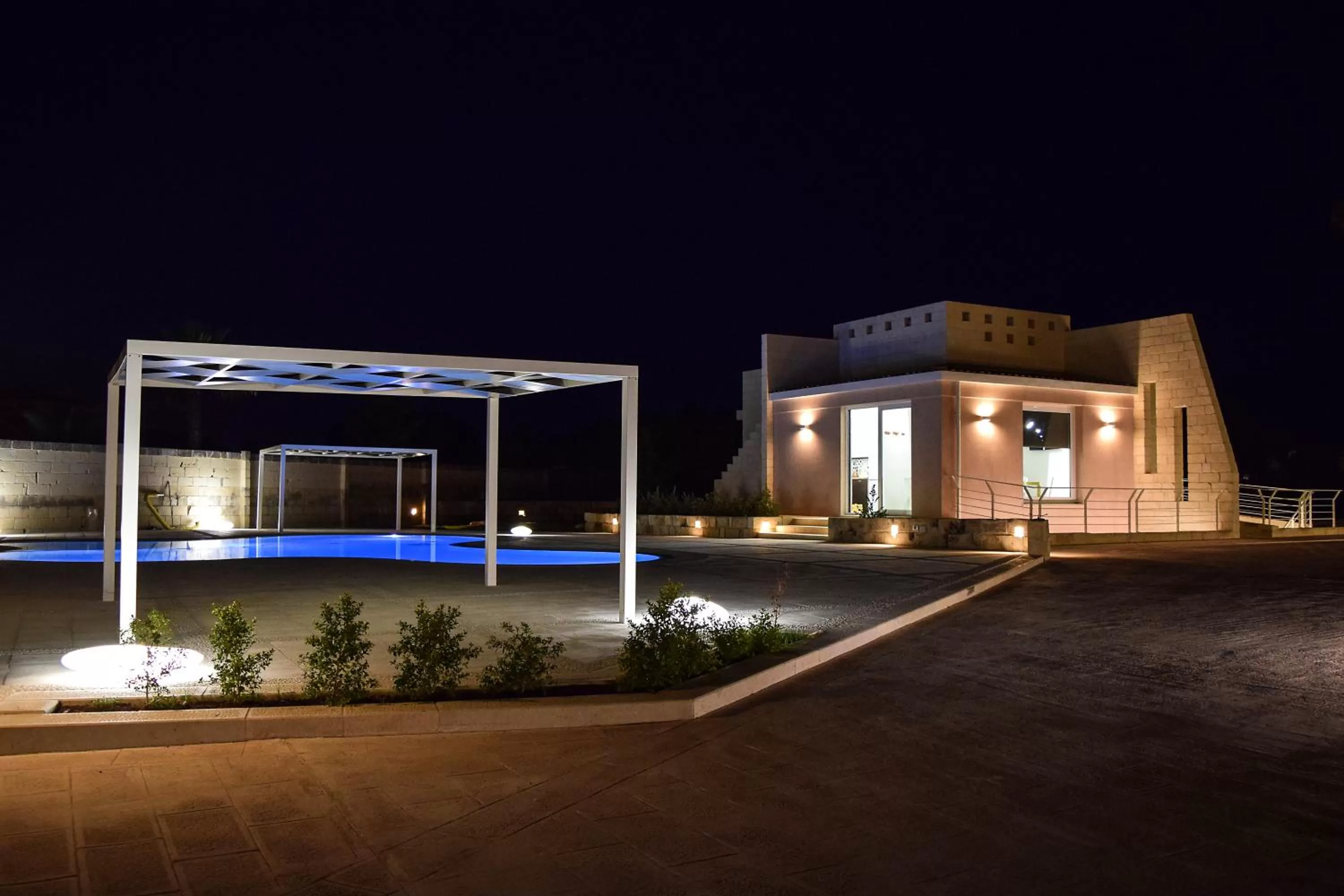 Swimming pool in La Suite Negli Orti