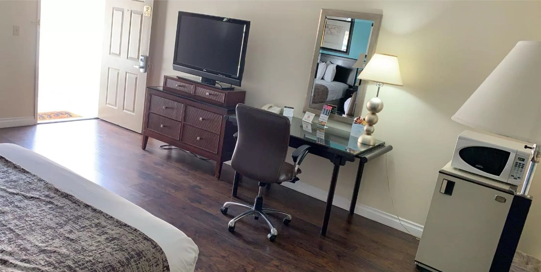 Howard Johnson by Wyndham Buena Park