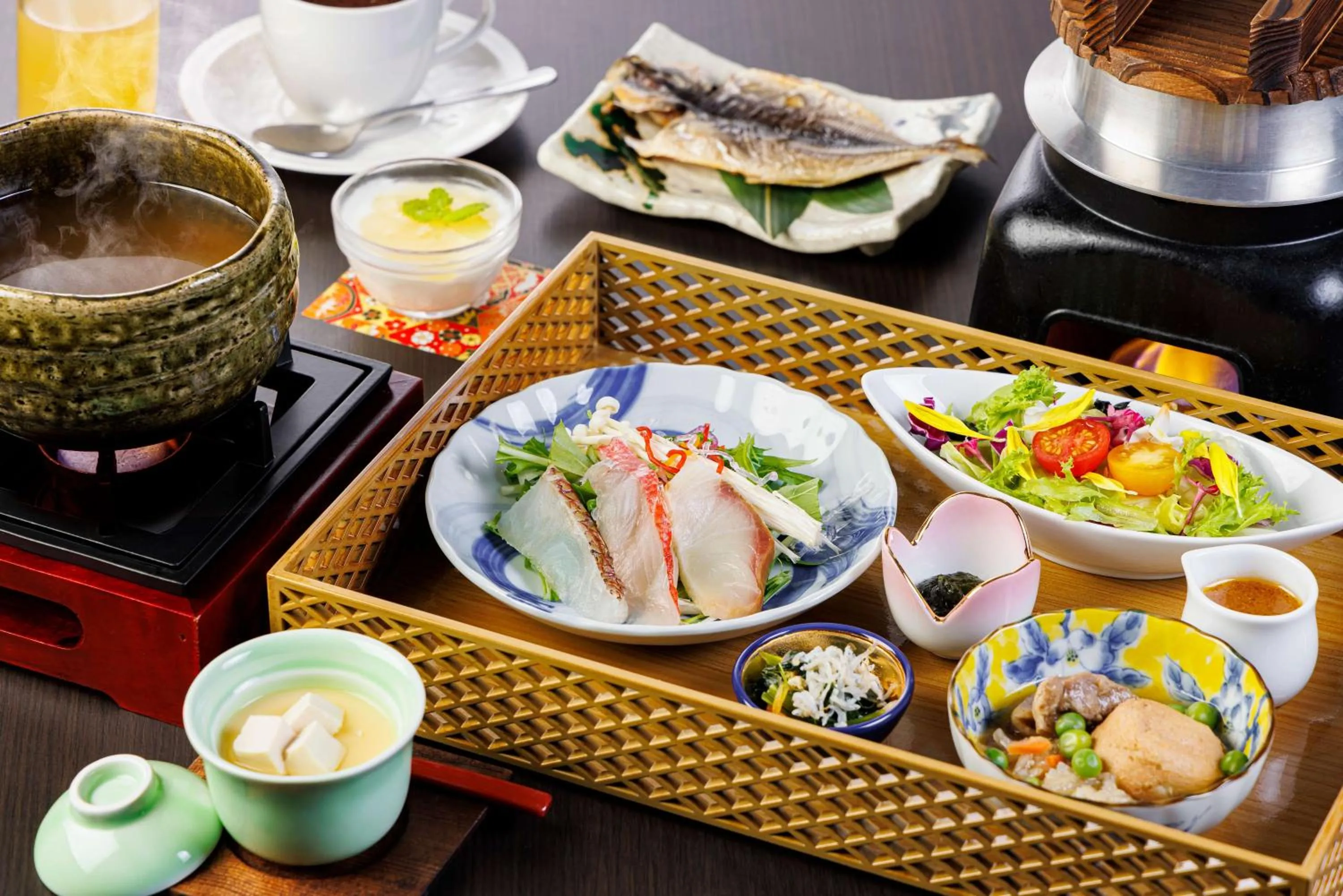 Breakfast in Ito Ryokuyu