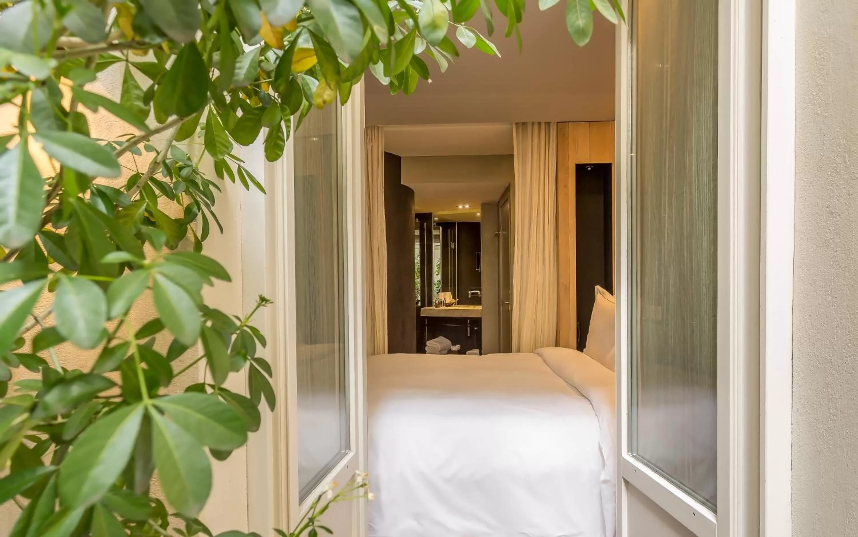 Bedroom, Bed in Hidden Hotel