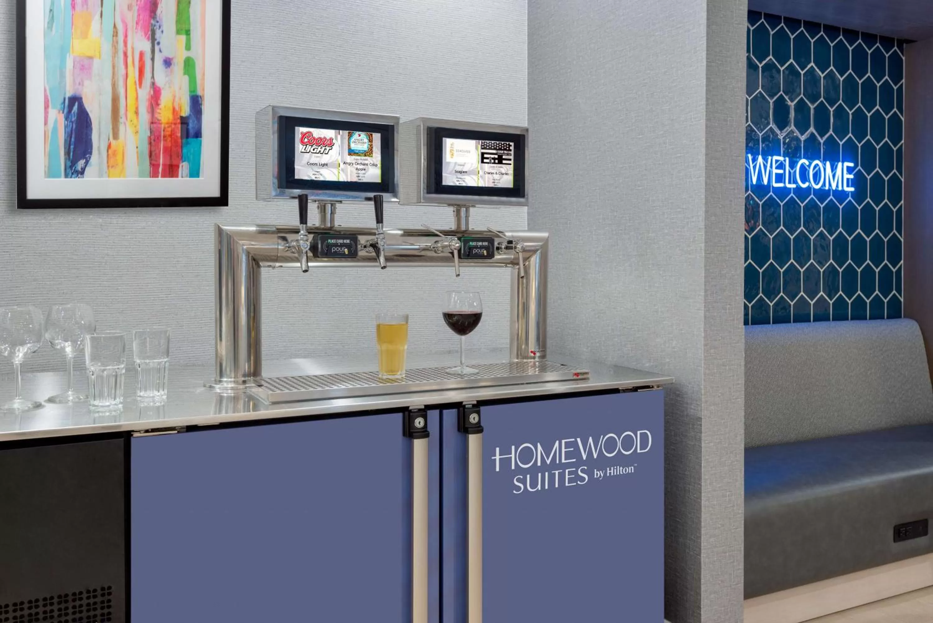 Dining area in Homewood Suites by Hilton Boston/Canton, MA