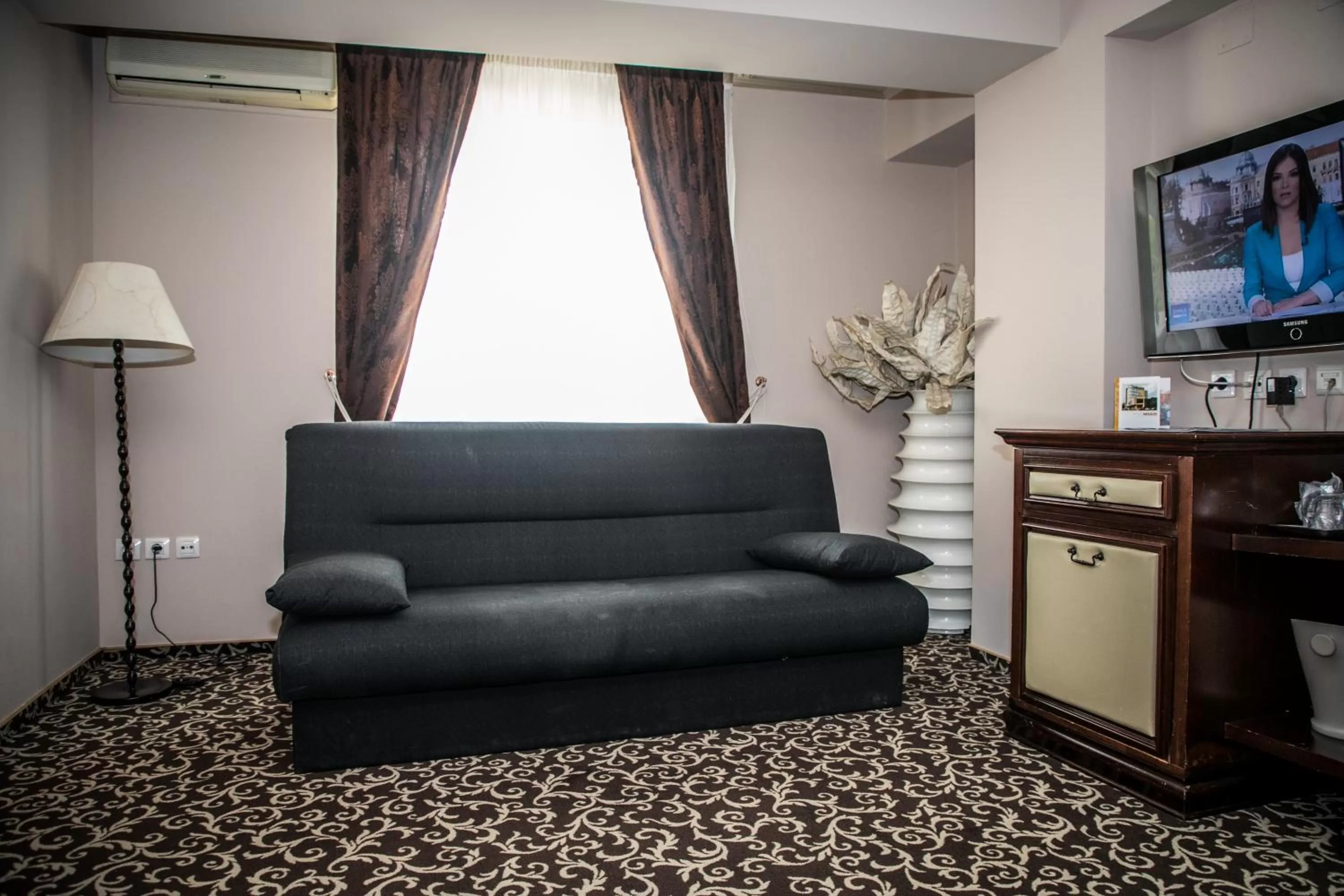 TV and multimedia in Hotel Megalos