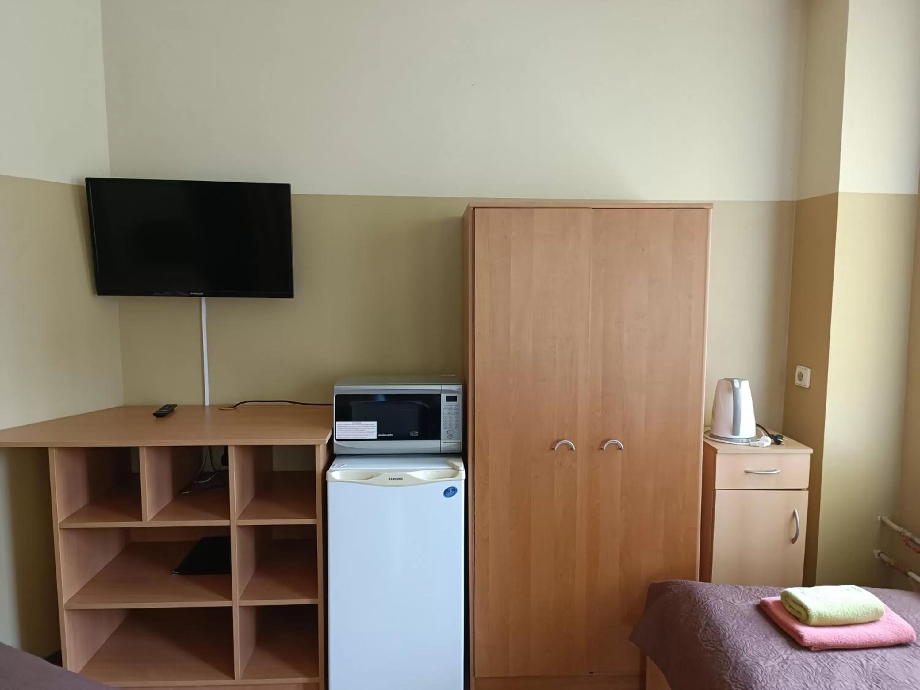 TV and multimedia in Rugelis