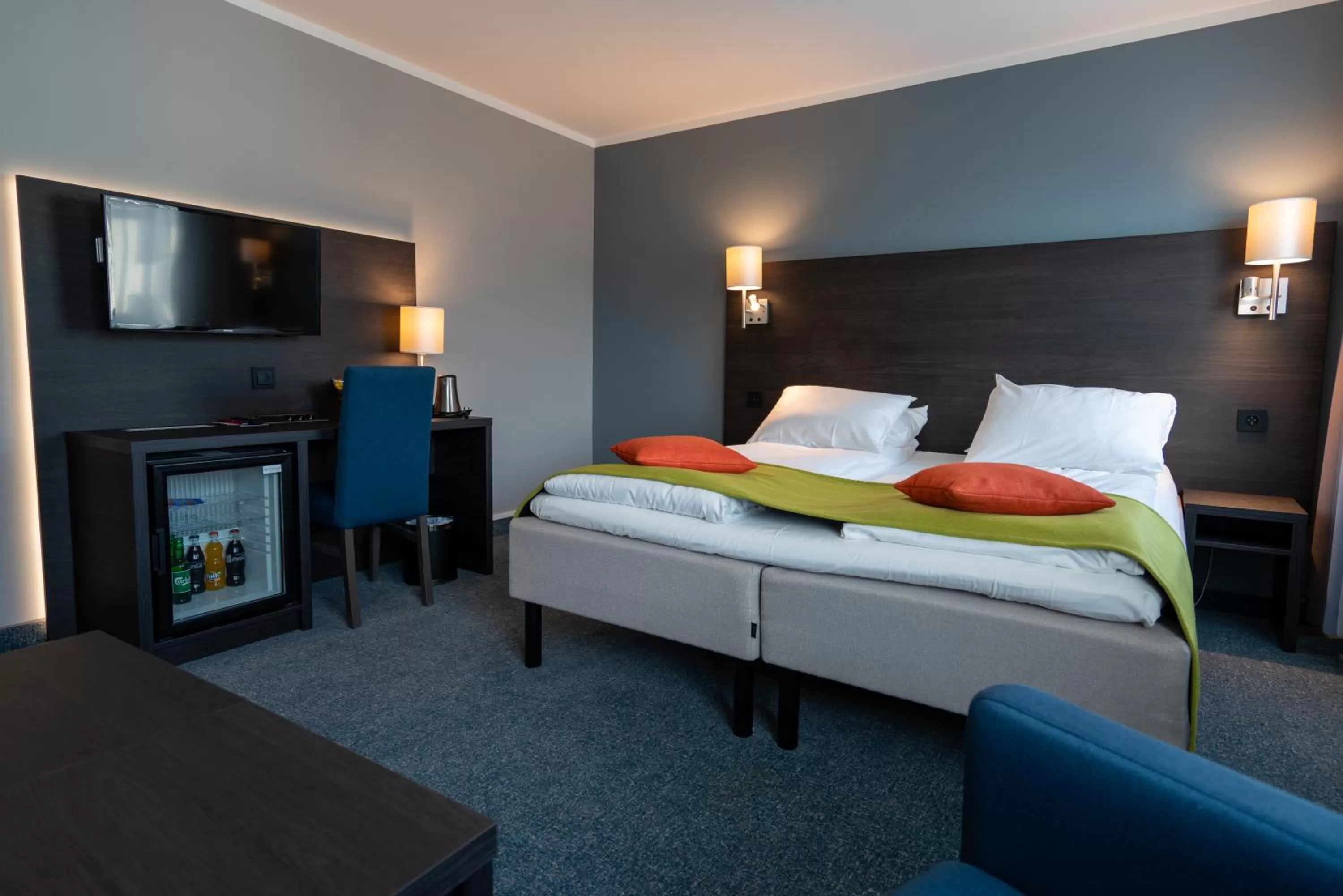 Photo of the whole room, Bed in Thon Hotel Måløy