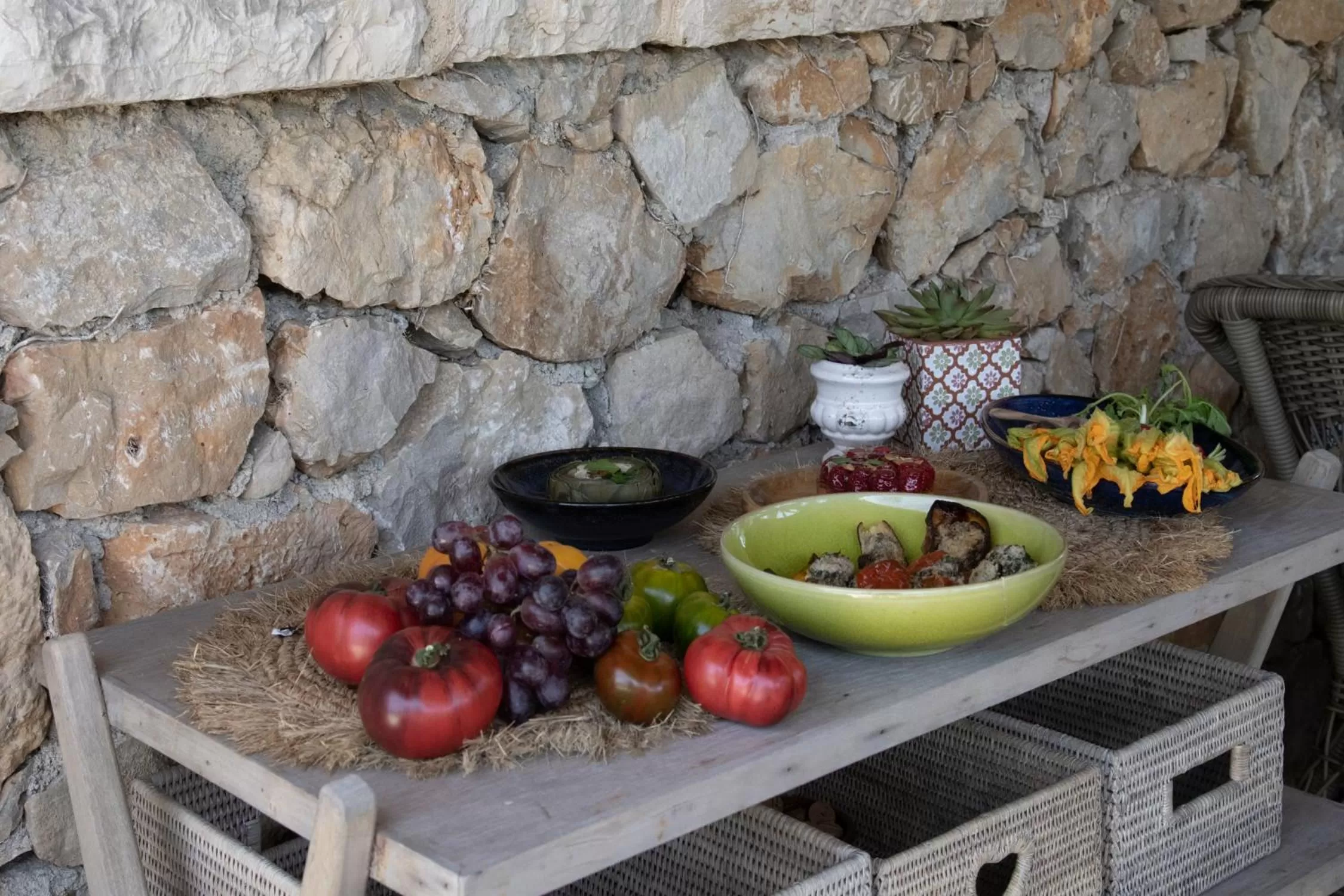 Restaurant/places to eat in Hotel Les Messugues