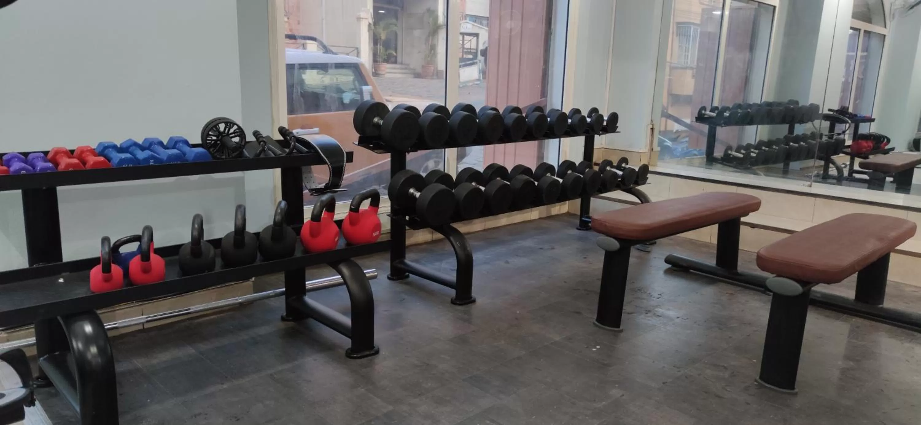 Fitness centre/facilities in Downtown Hotel