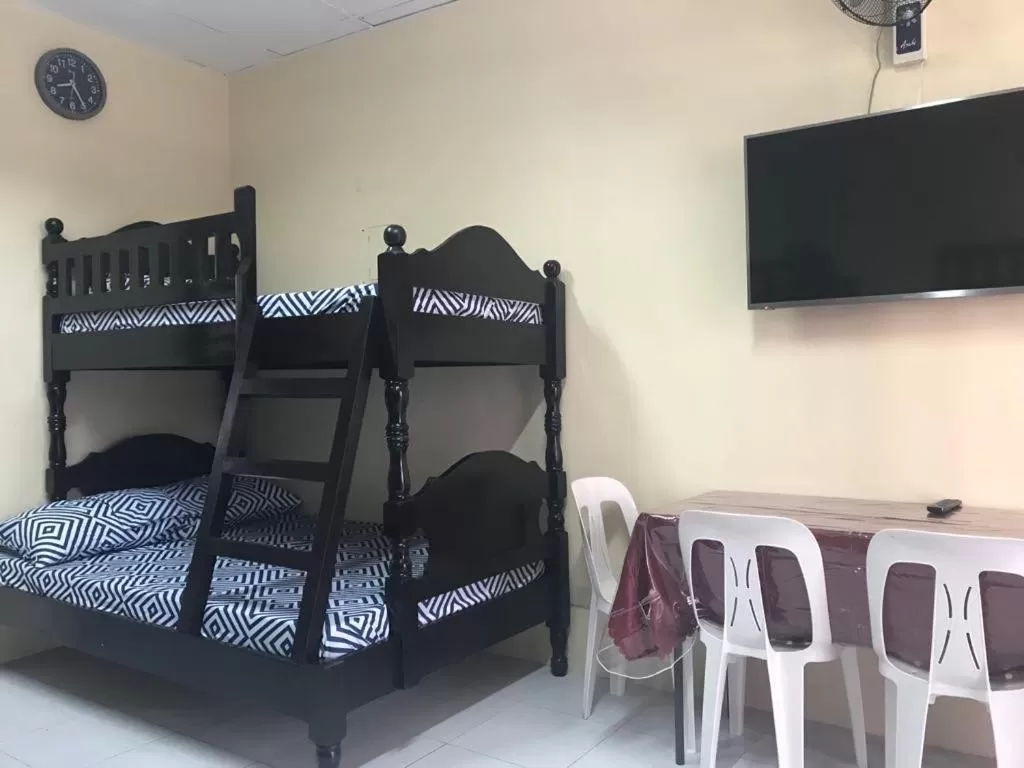 Bed in RV3 TRANSIENT HOUSE