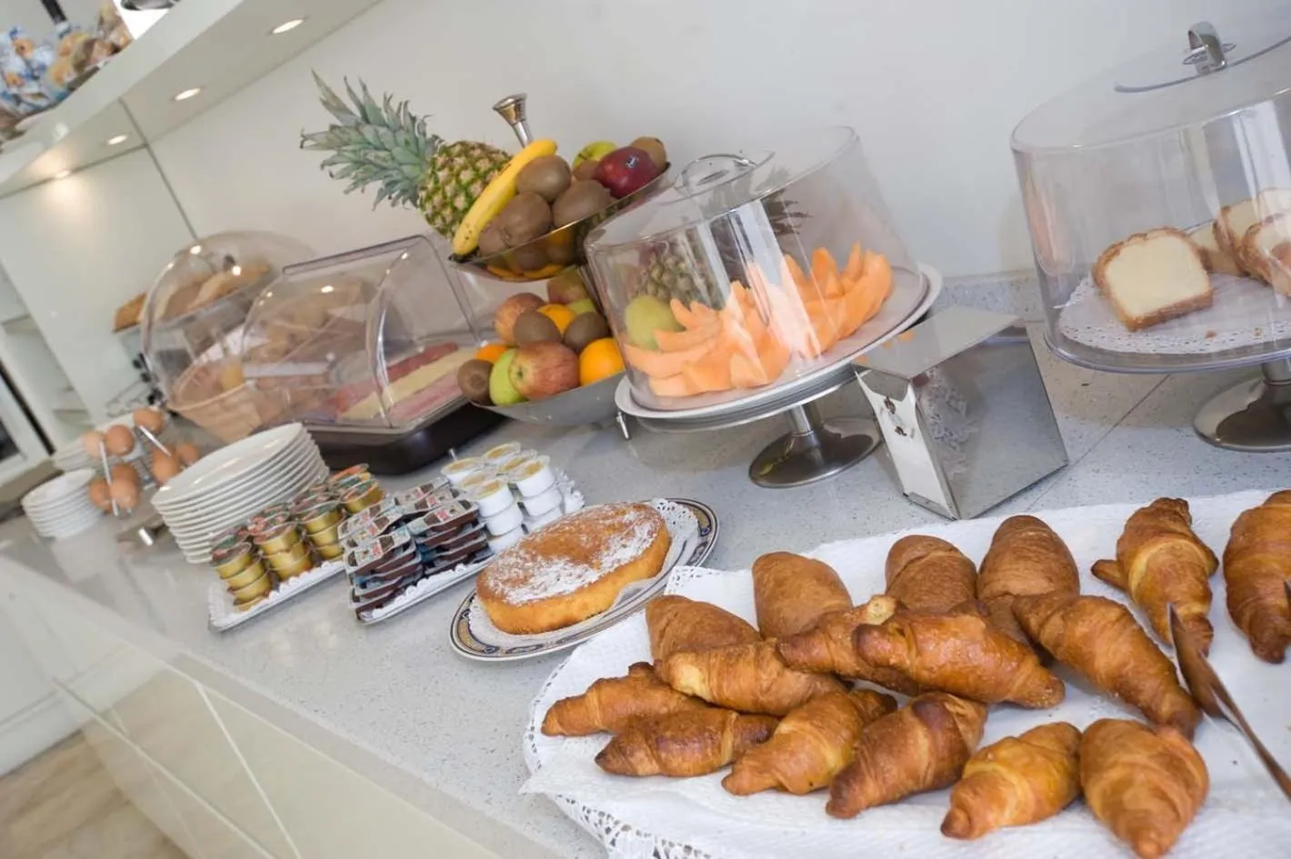 Food and drinks in Hotel Europa