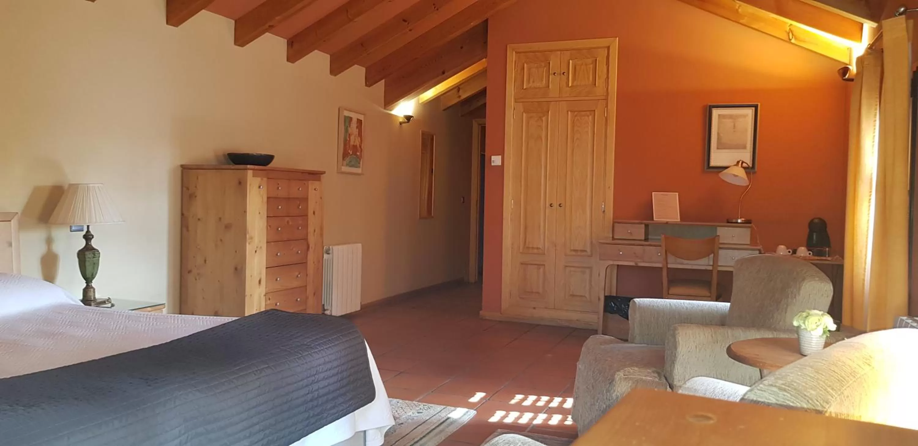 Photo of the whole room, Bed in Hotel Sara De Ur