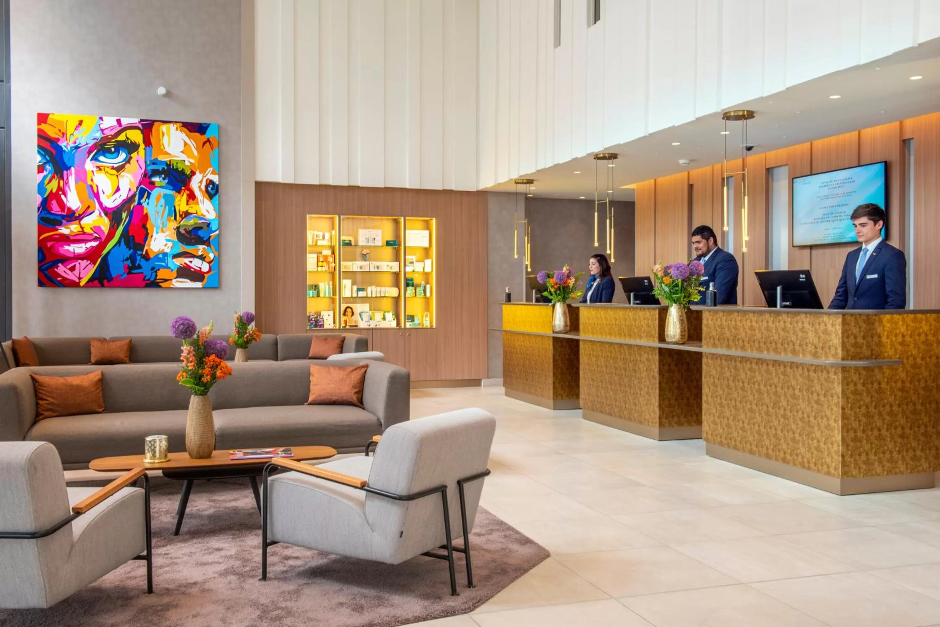 Lobby or reception in Radisson Blu Hotel, Rouen Centre